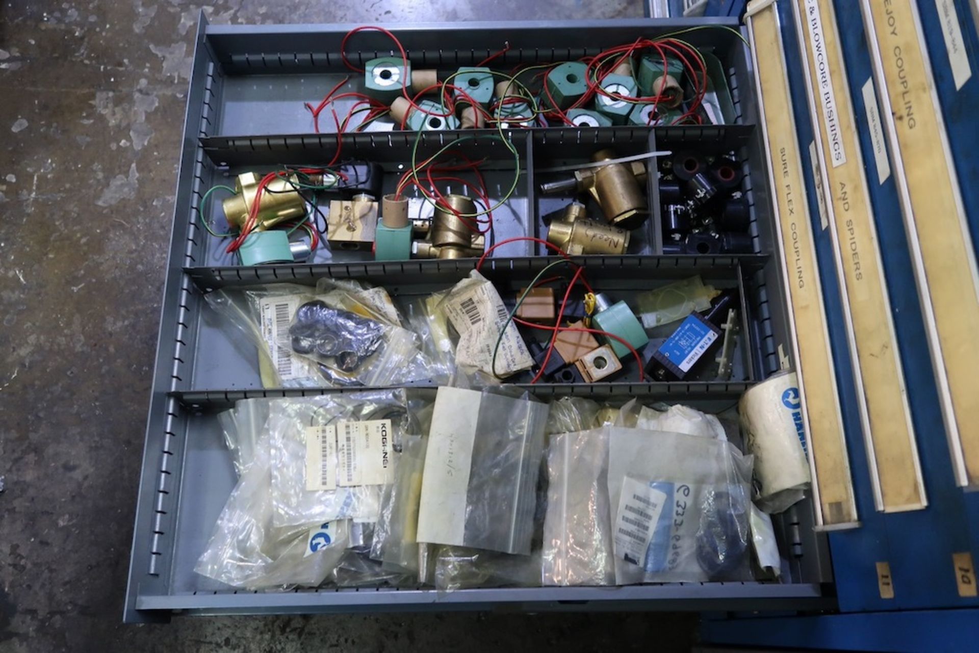 Vidmar 12-Drawer Heavy Duty Storage Cabinet with Misc. Machine Parts, Etc. - Image 10 of 12