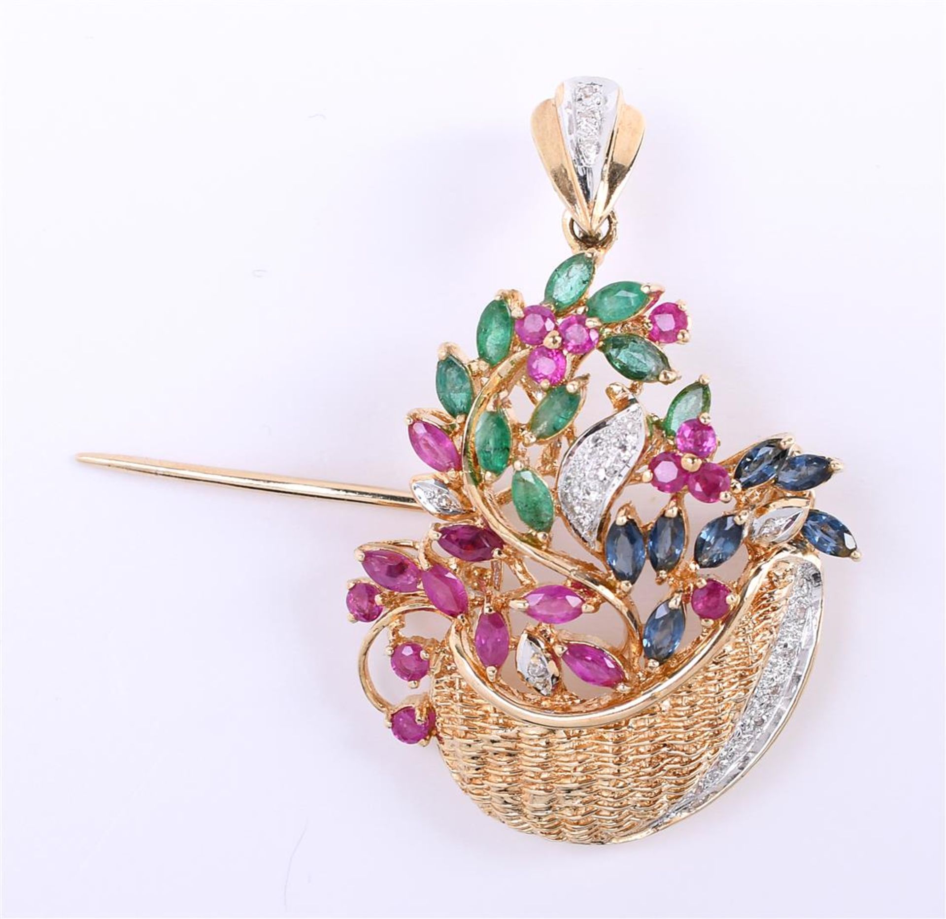 14 carat yellow gold ladies brooch and pendant combination of a flower basket (1960s-70s) - Image 2 of 6