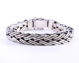 Silver bracelet for women or men, braided link with a box clasp and 2 extra safety eights