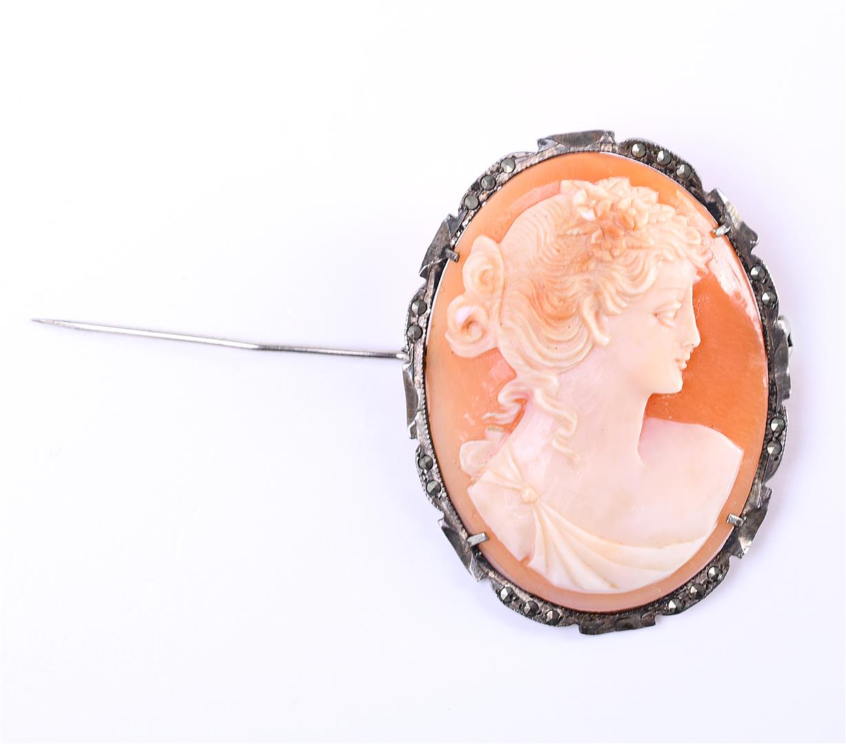 835 silver brooch with cameo. The cameo features a Greek female portrait - Image 2 of 5