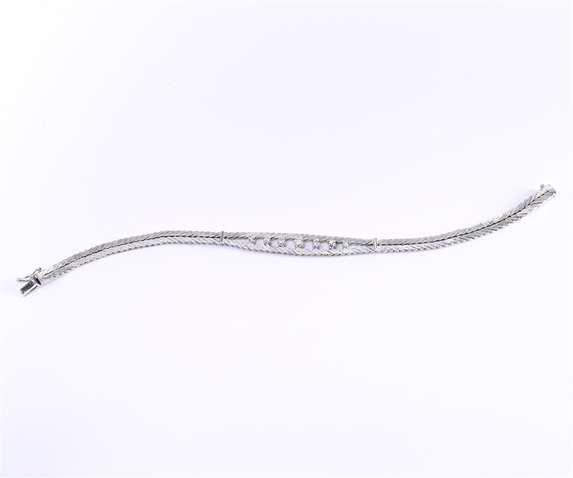 A white gold (14 kt) women's bracelet with a box clasp and safety eight - Bild 2 aus 4