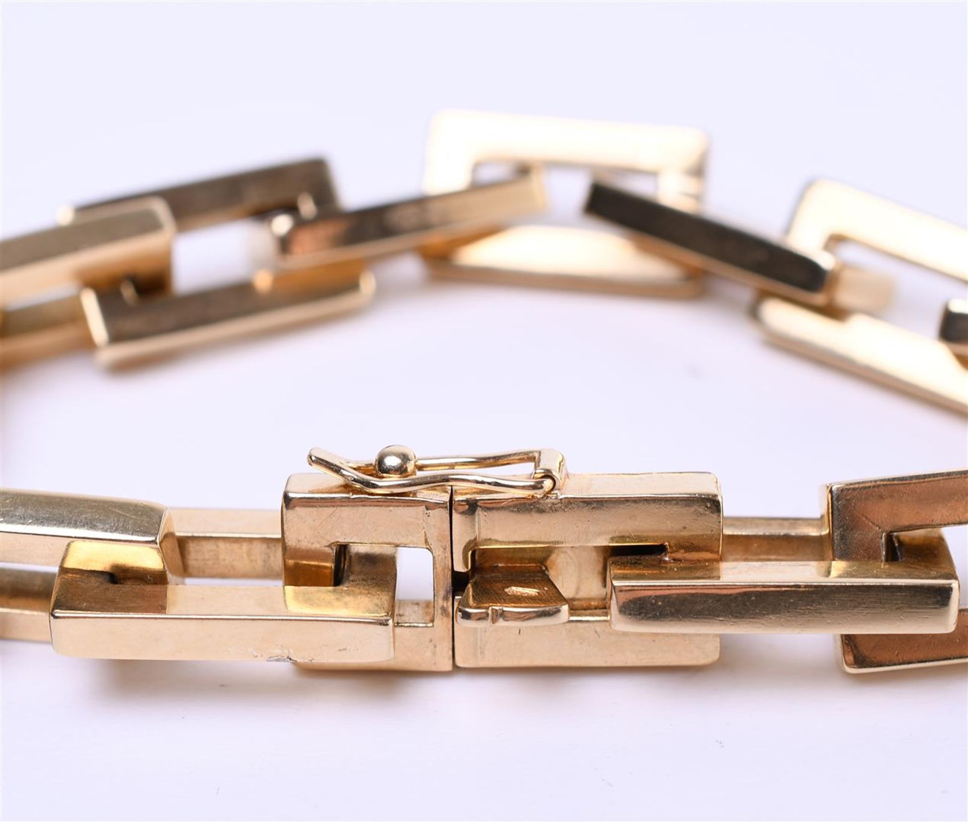 18 kt solid design bracelet with rectangular links. Total weight 30 grams - Bild 4 aus 5