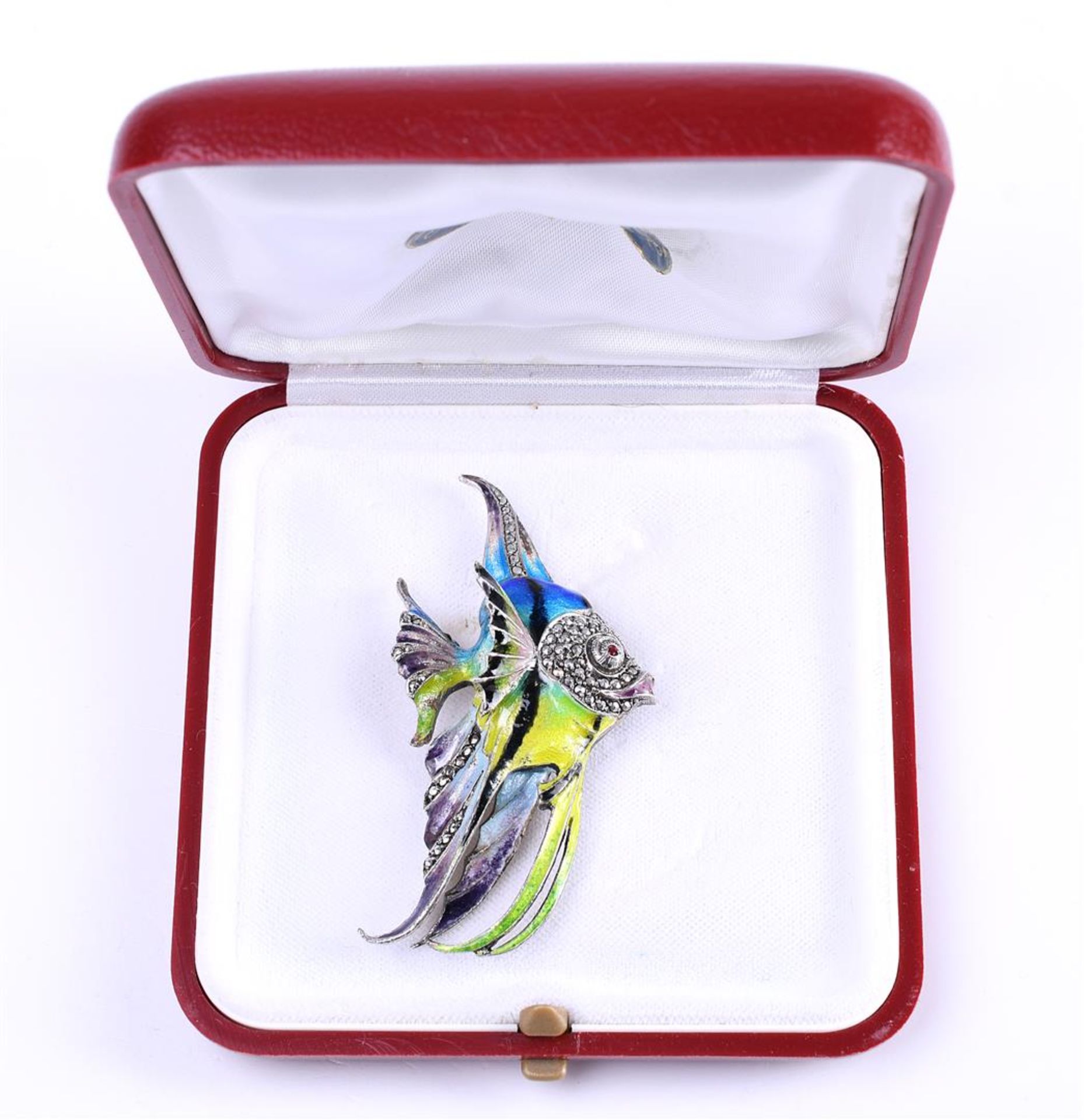 835 Silver brooch in the shape of a tropical fish. The fish is decorated with enamel - Image 7 of 7