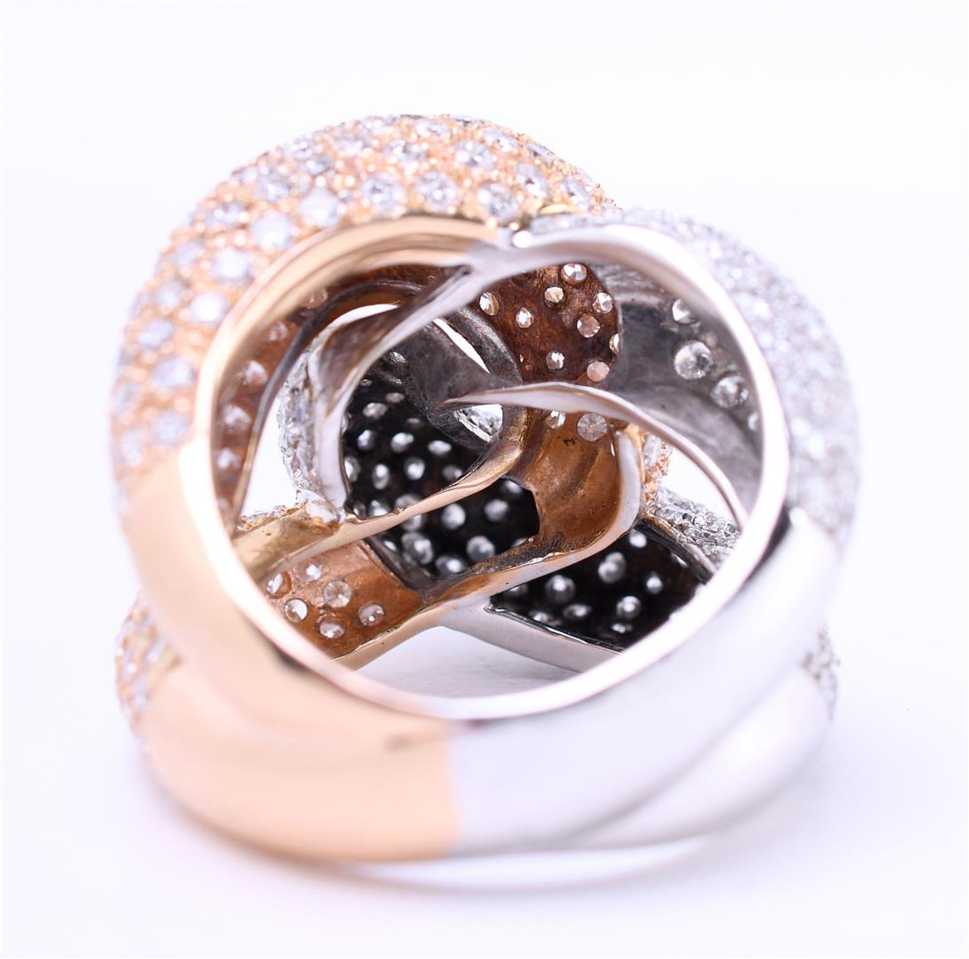 18 kt bicolor rose gold button ring set with 360 brilliant cut diamonds - Bild 6 aus 7