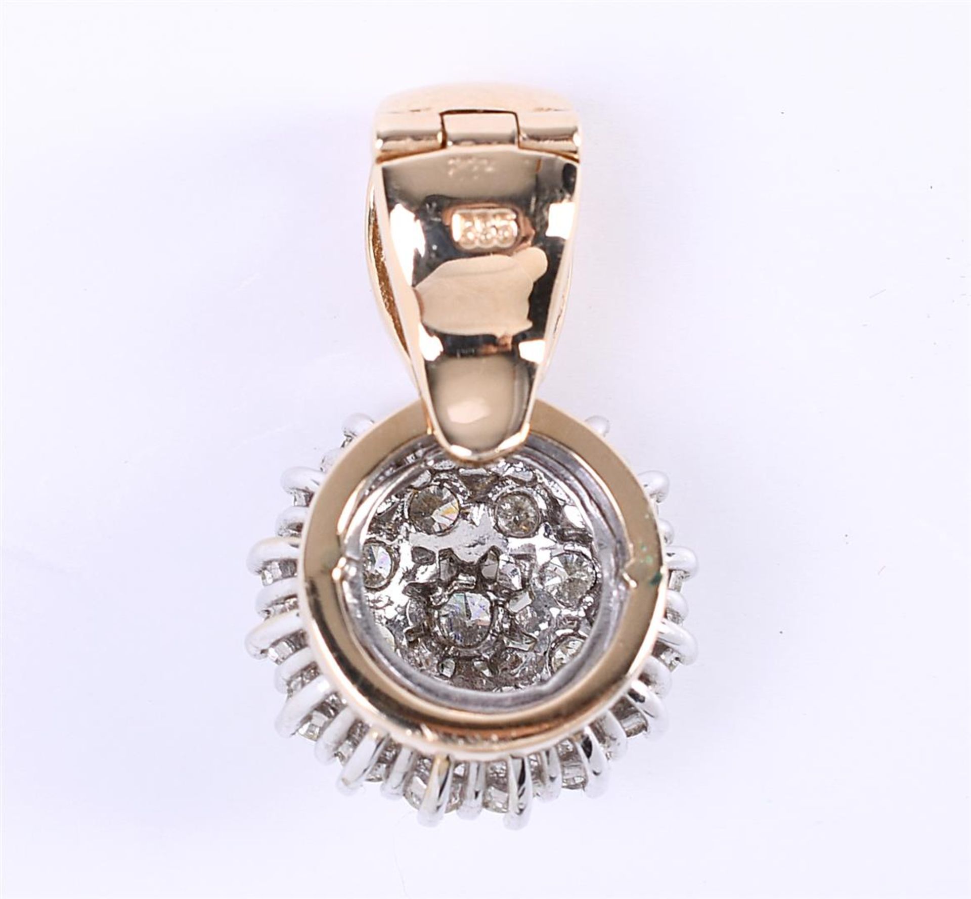 14 carat bicolor gold ladies pendant rosette, set with approx. 25 brilliant cut diamonds - Bild 4 aus 5