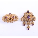 18 kt bicolor gold late Victorian brooch/pendant in 2 parts set with rice pearls
