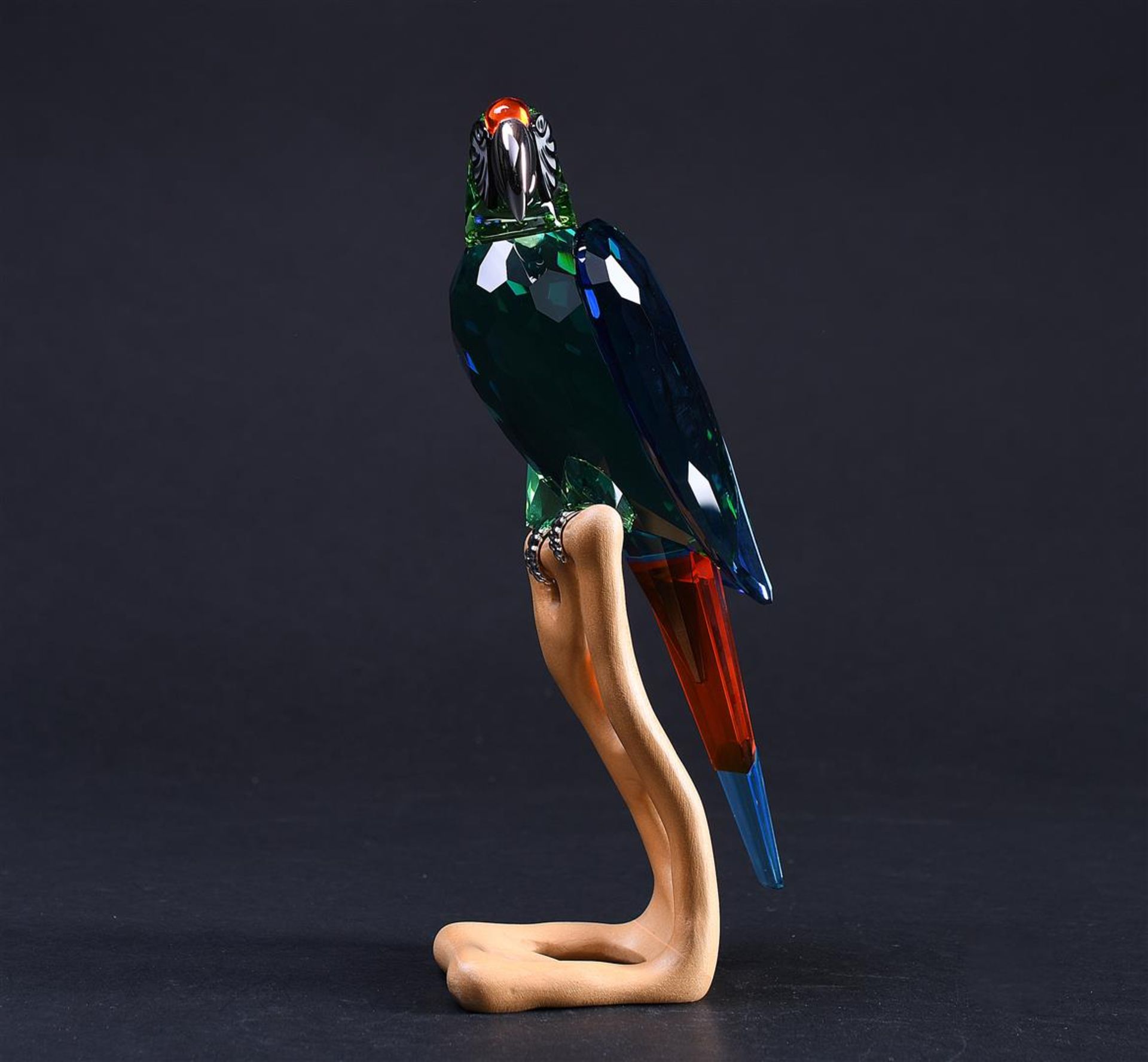 Swarovski, Macaw paradise bird, Year of issue 2005, 685824. Includes original box.
H. 24 cm.