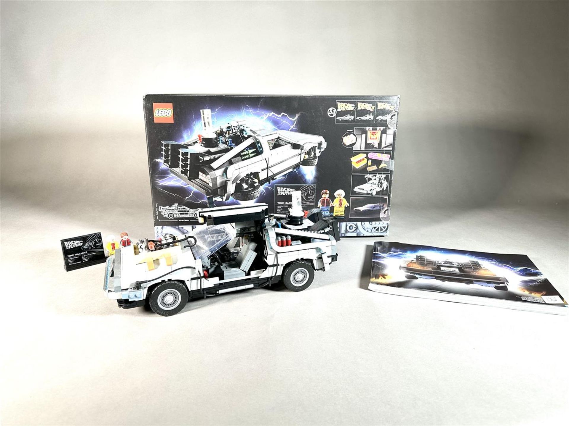 LEGO - Creator Expert - Car Back to the Future Time Machine - 10300 - 2000-present. - Bild 4 aus 4