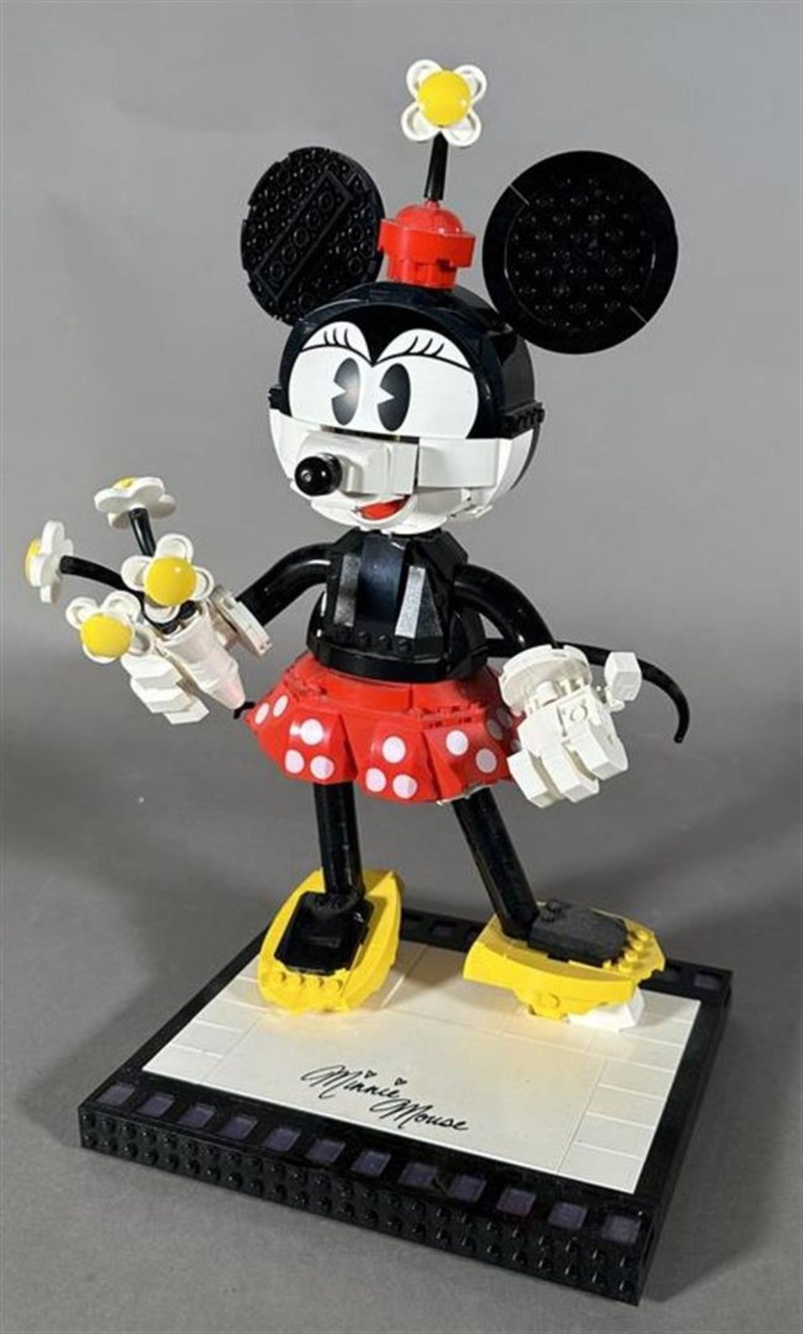 Lego Disney 43179 Mickey & Minnie Mouse. - Image 5 of 6