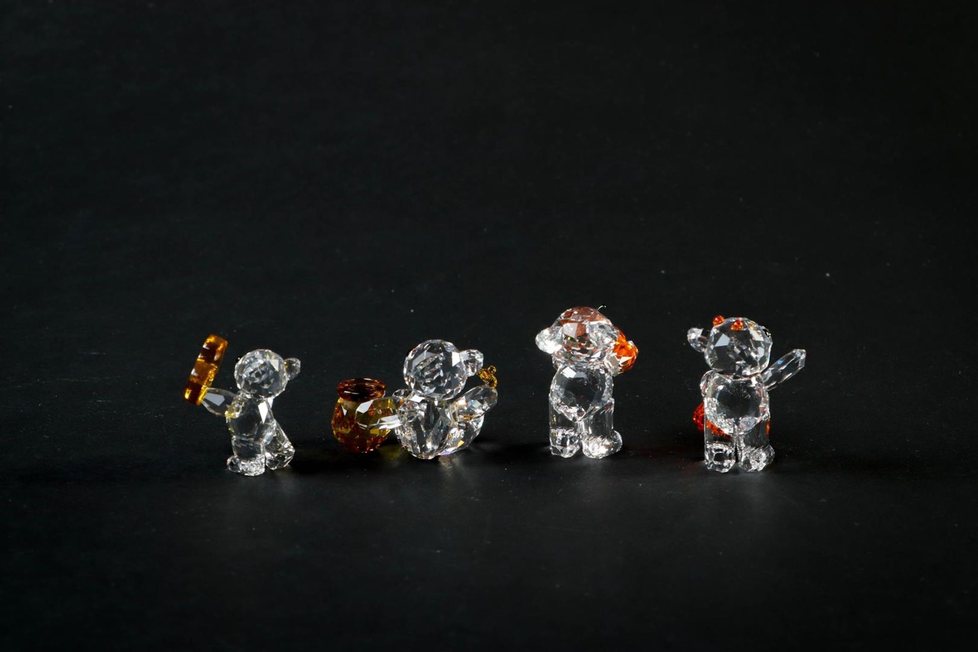 Swarovski, four bears, 5530687, 5108727, 5491970, 5223252. In original box. - Image 2 of 3