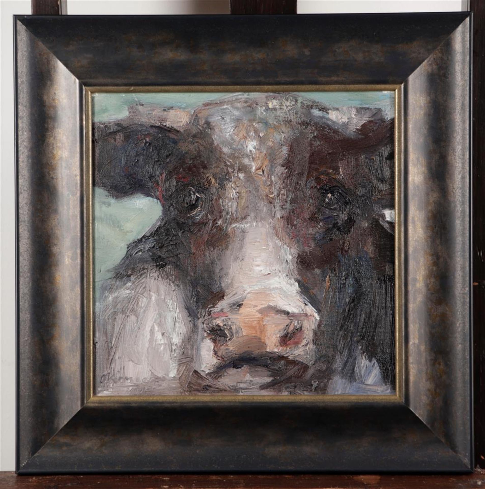Anita Vermeeren (b. 1967), Cow's head, signed, oil on painter's board.
30 x 30 cm. - Image 2 of 3
