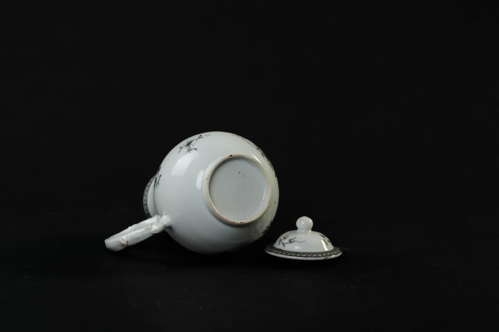 An Encre de Chine tableware set consisting of a teapot, milk jug, tea caddy, patty pan and spoon tra - Image 15 of 24