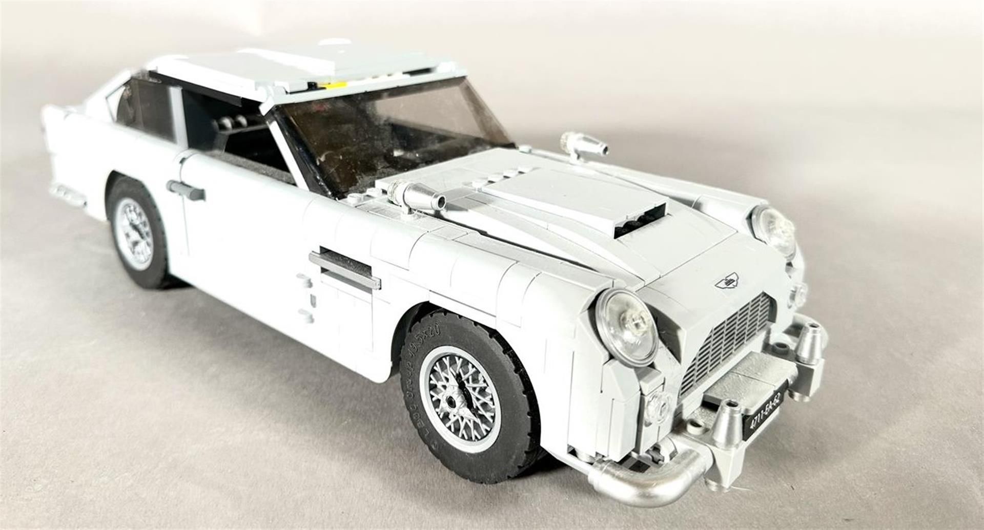 Lego - Creator Expert - 10262 - Car James Bond Aston Martin DB5 - 2000 - present. - Bild 2 aus 7