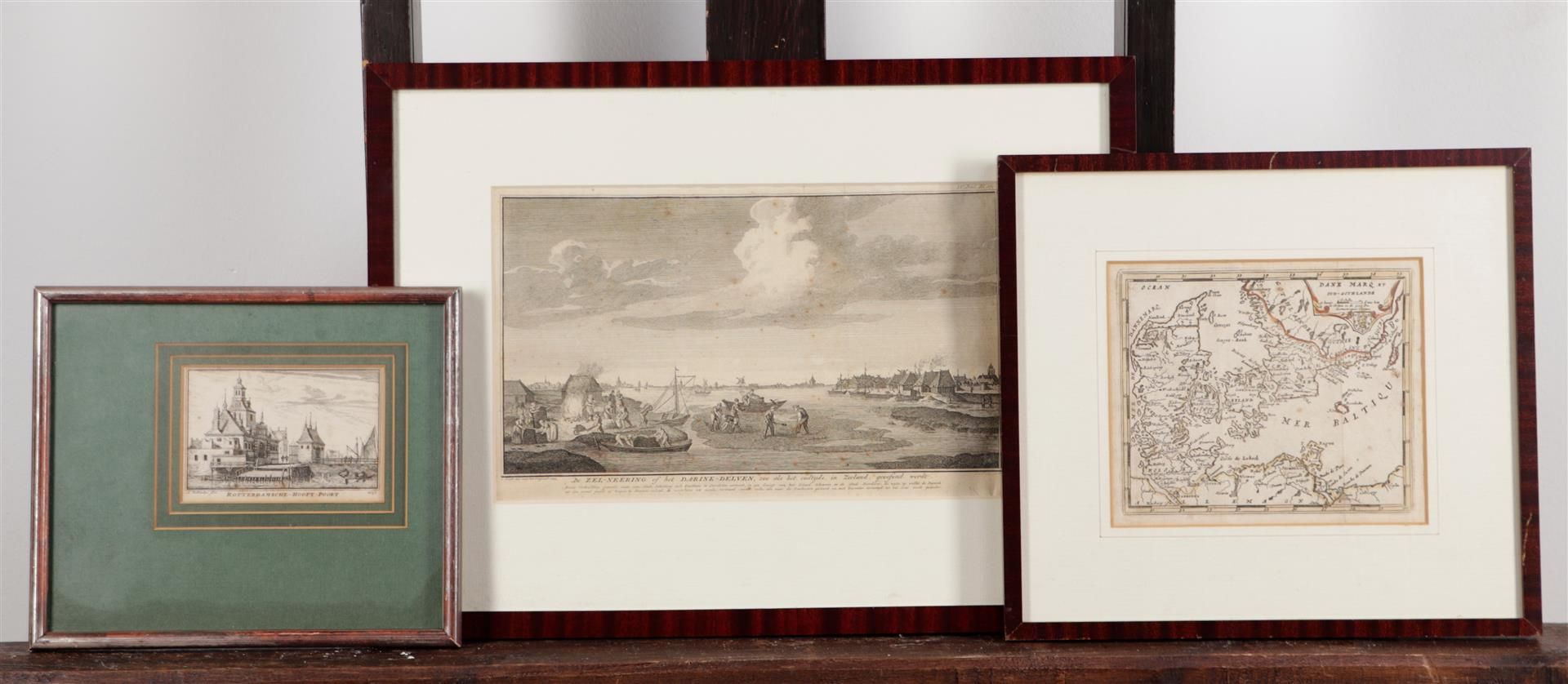 A lot containing (5) various prints including an optics print of Leidschendam, a cityscape of Zierik - Image 3 of 4