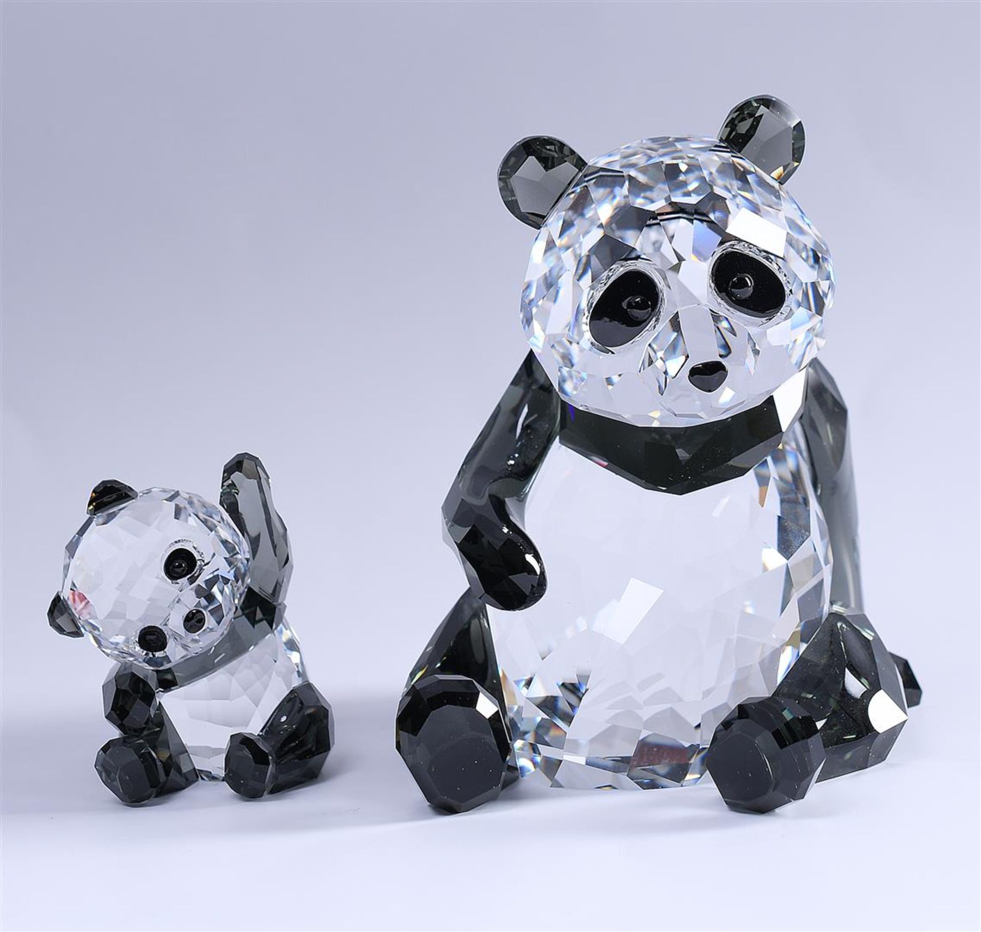 Swarovski, Panda mother with cub, year of publication 2015, design by Tord Boontje, 5063690. Include - Image 3 of 6