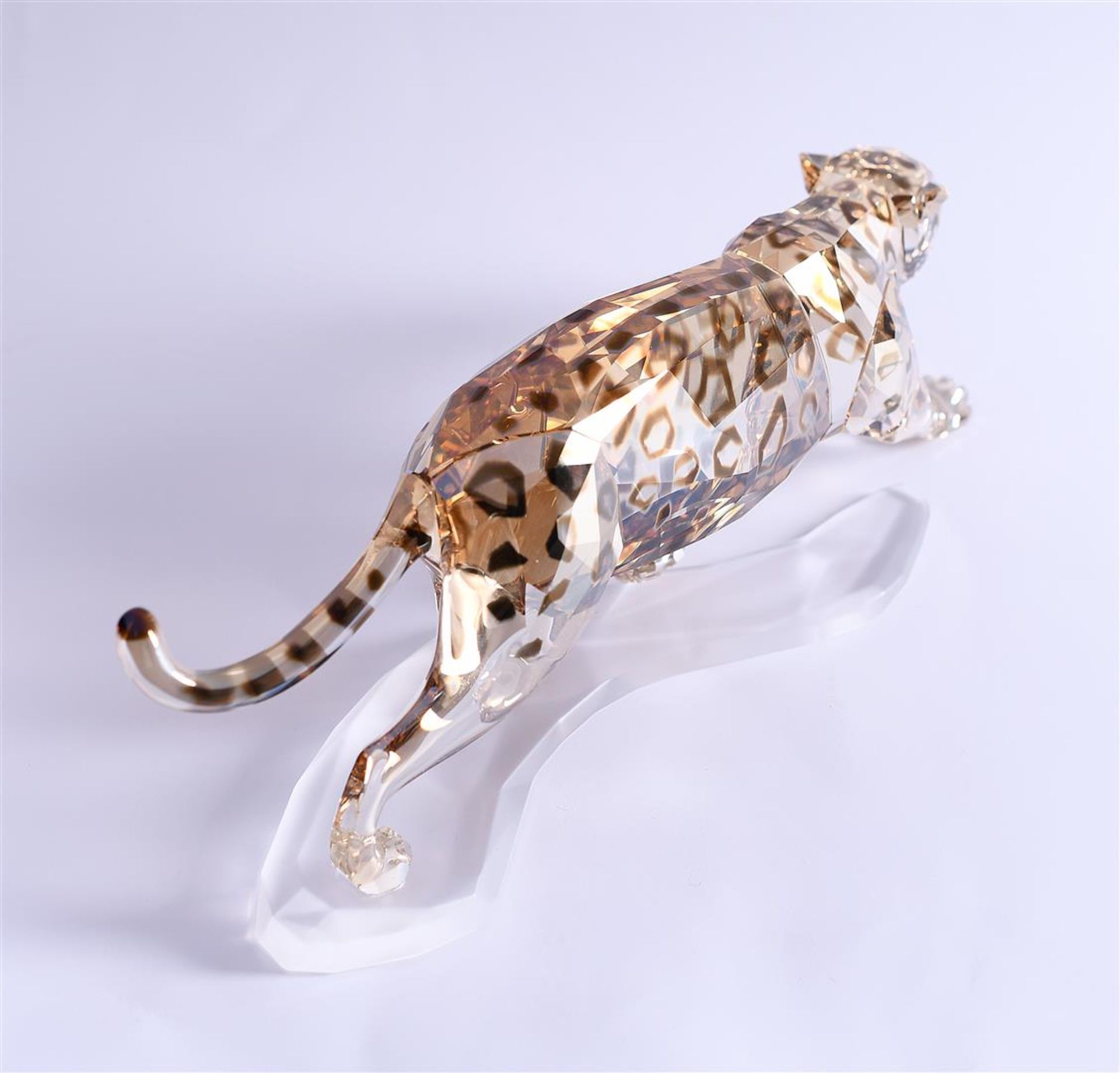Swarovski, Christmas ornament Jaguar Year of issue 2012, 1096796. Includes original box
L. 17 cm. - Bild 5 aus 6