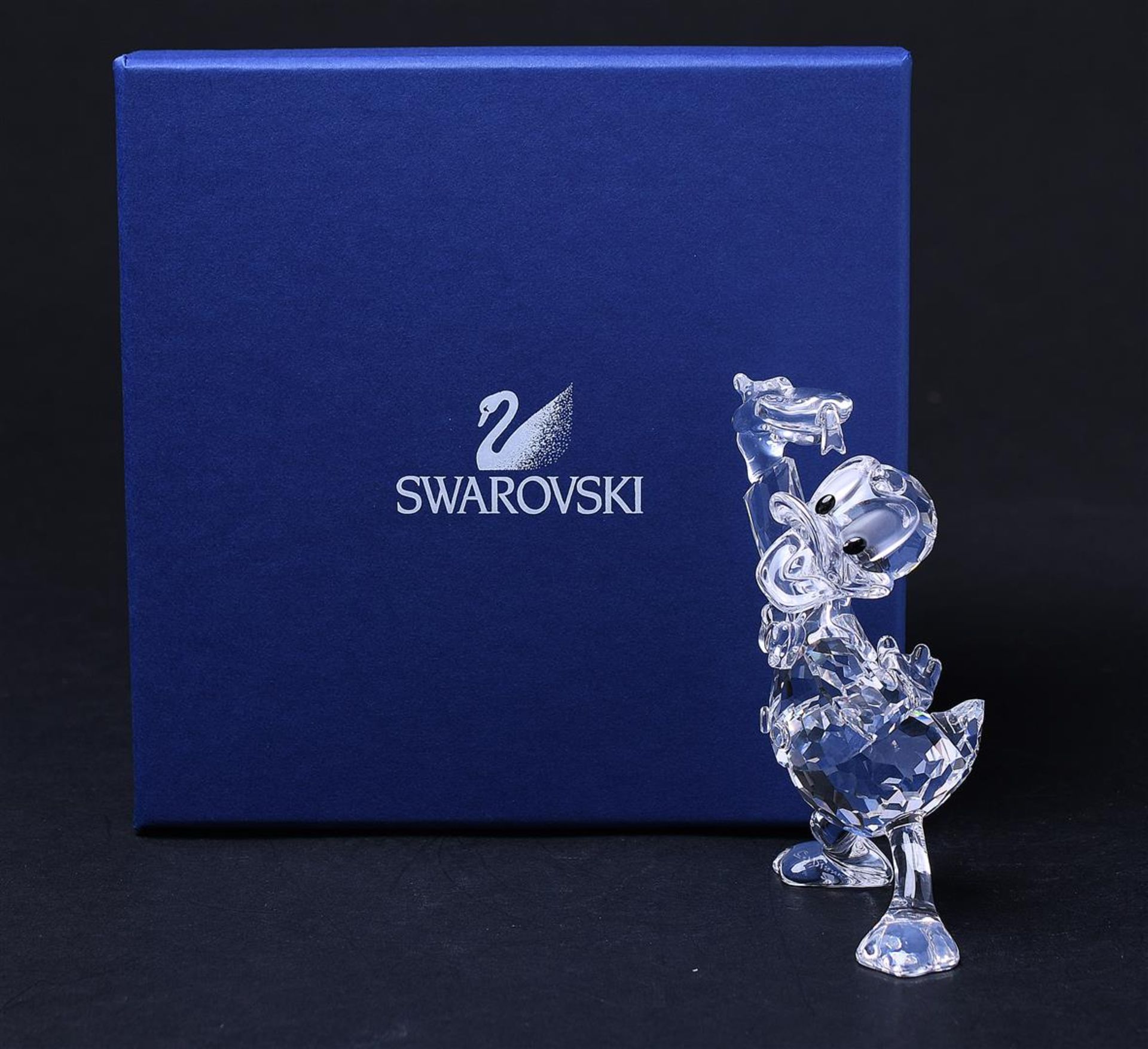 Swarovski Disney, Donald Duck, Year of Release 2005 ,687339. Includes original box.
H. 6,8 cm. - Image 6 of 6