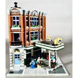 LEGO Creator Expert Garage on the Corner - 10264