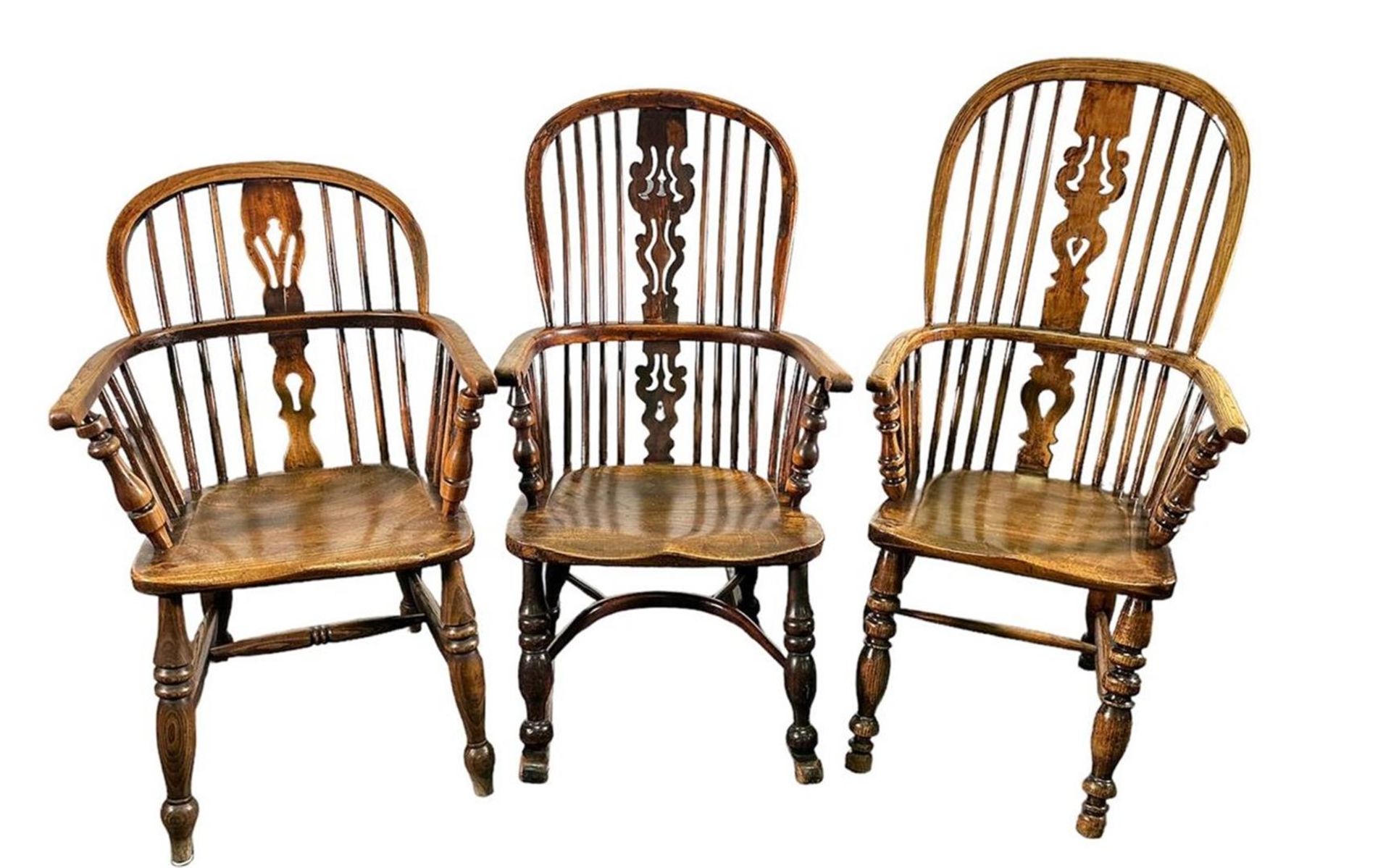 One of (3) so-called Windsor chairs rocking chair, England, 19th century.
