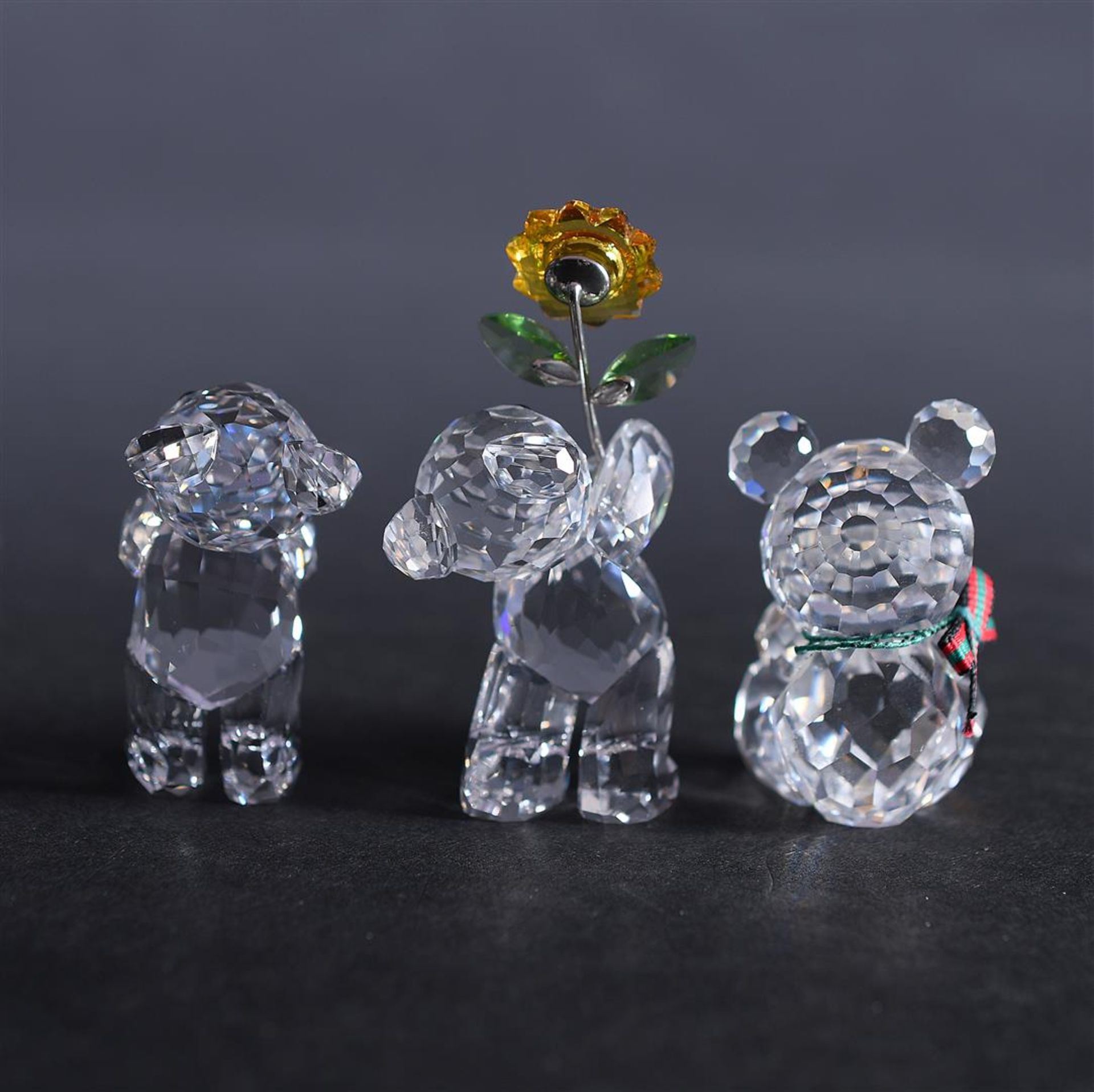 Swarovski, lot of three bears. In original box. - Image 4 of 5