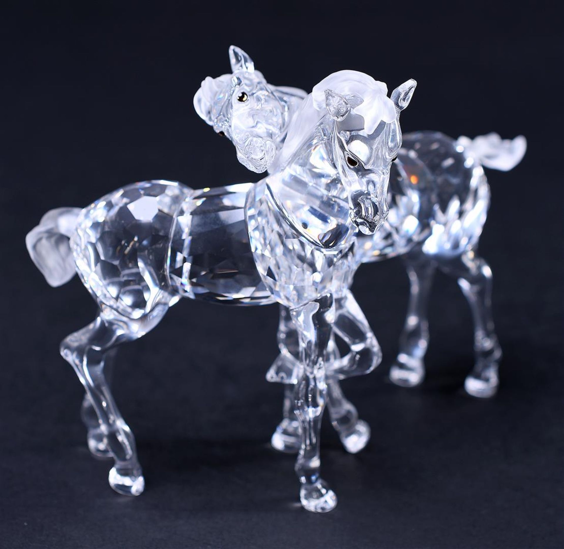 Swarovski, Foals, Year of issue 2003, 627637. Includes original box.
11,9 x 9,2 cm. - Image 4 of 5