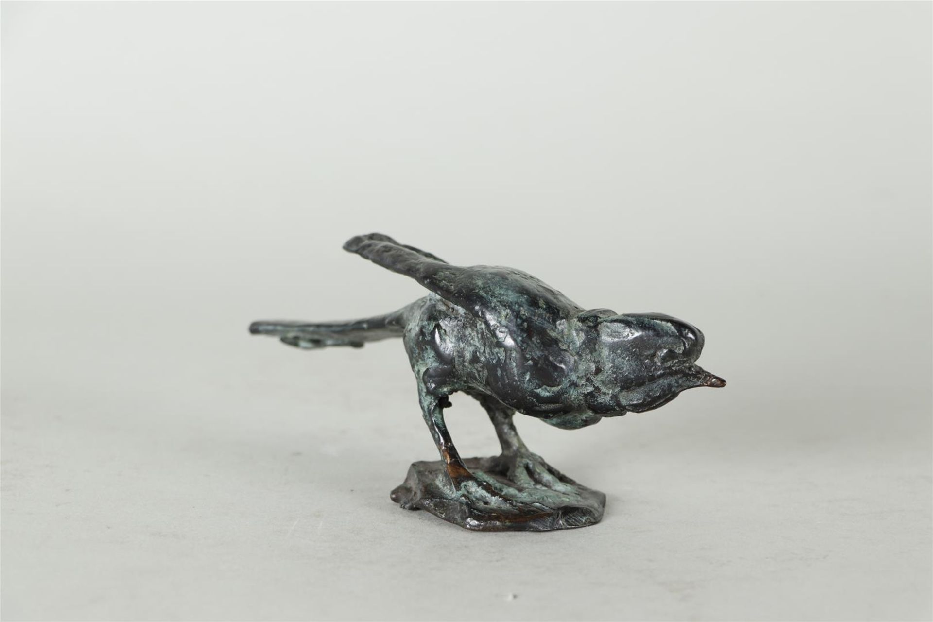 Vera de Haas (Noordwijk 1954), A lot consisting of various bronze birds, including a one-tailed tit  - Bild 11 aus 12