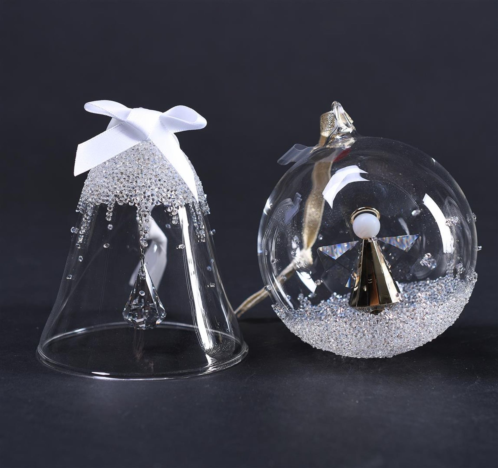 Swarovski, lot of five Christmas ornaments. In original box. - Image 2 of 4