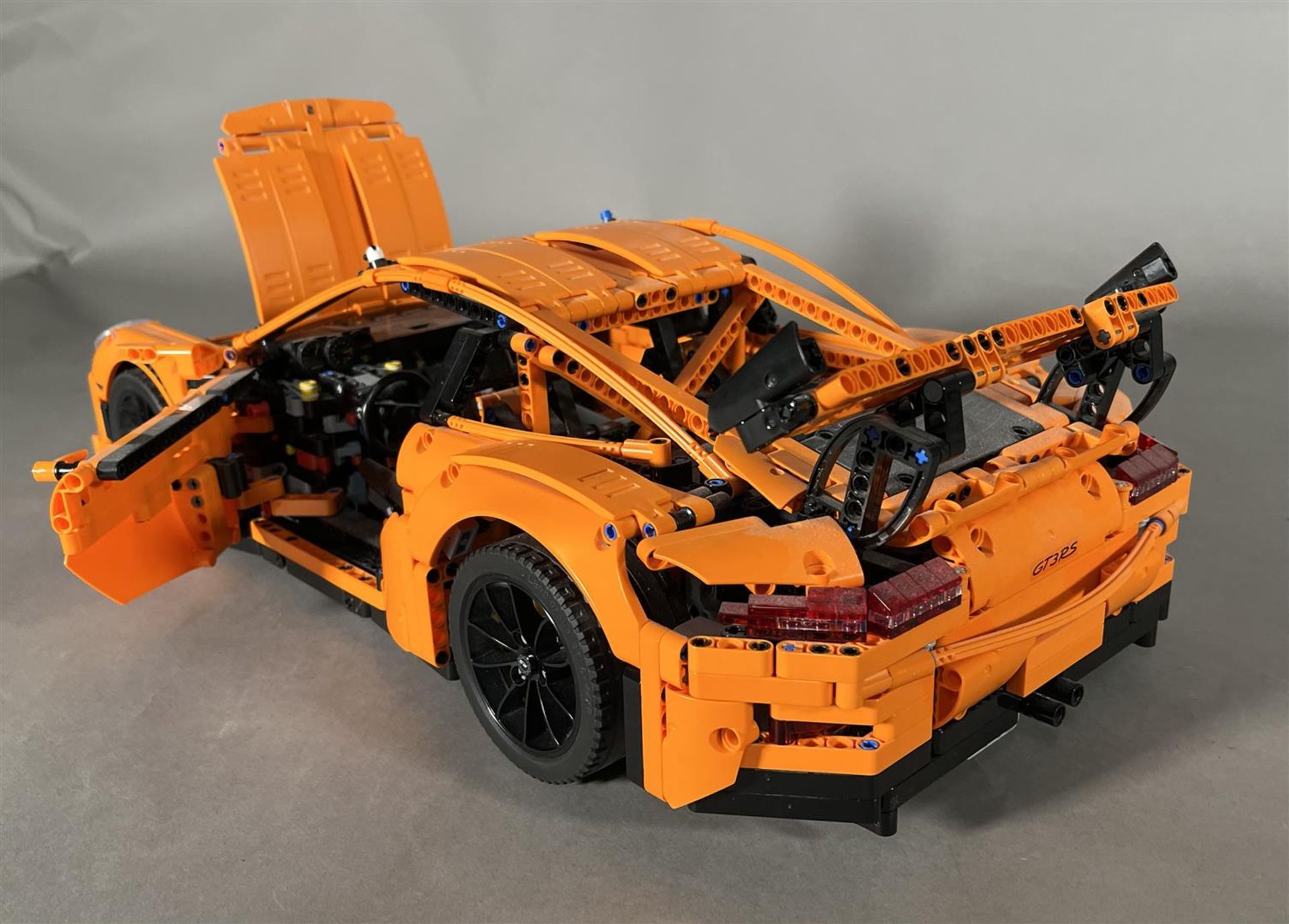 Lego - Technic - 42056 - Car Porsche 911 GT3 RS - 2000-present - Bild 2 aus 5