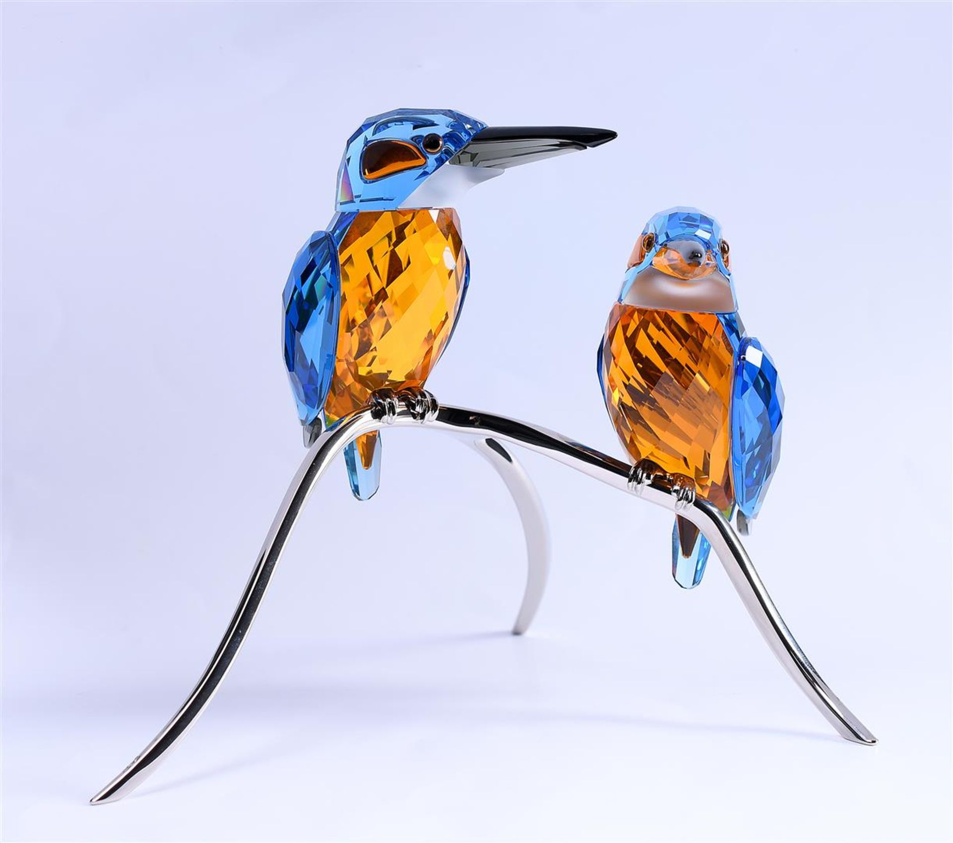 Swarovski, kingfishers, year of issue 2008, 945090. Includes original box.
H. 15,5 cm. - Image 4 of 8