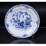 An earthenware dish with flower-fence decor. Following the Chinese example. Delft 18th century.
Diam