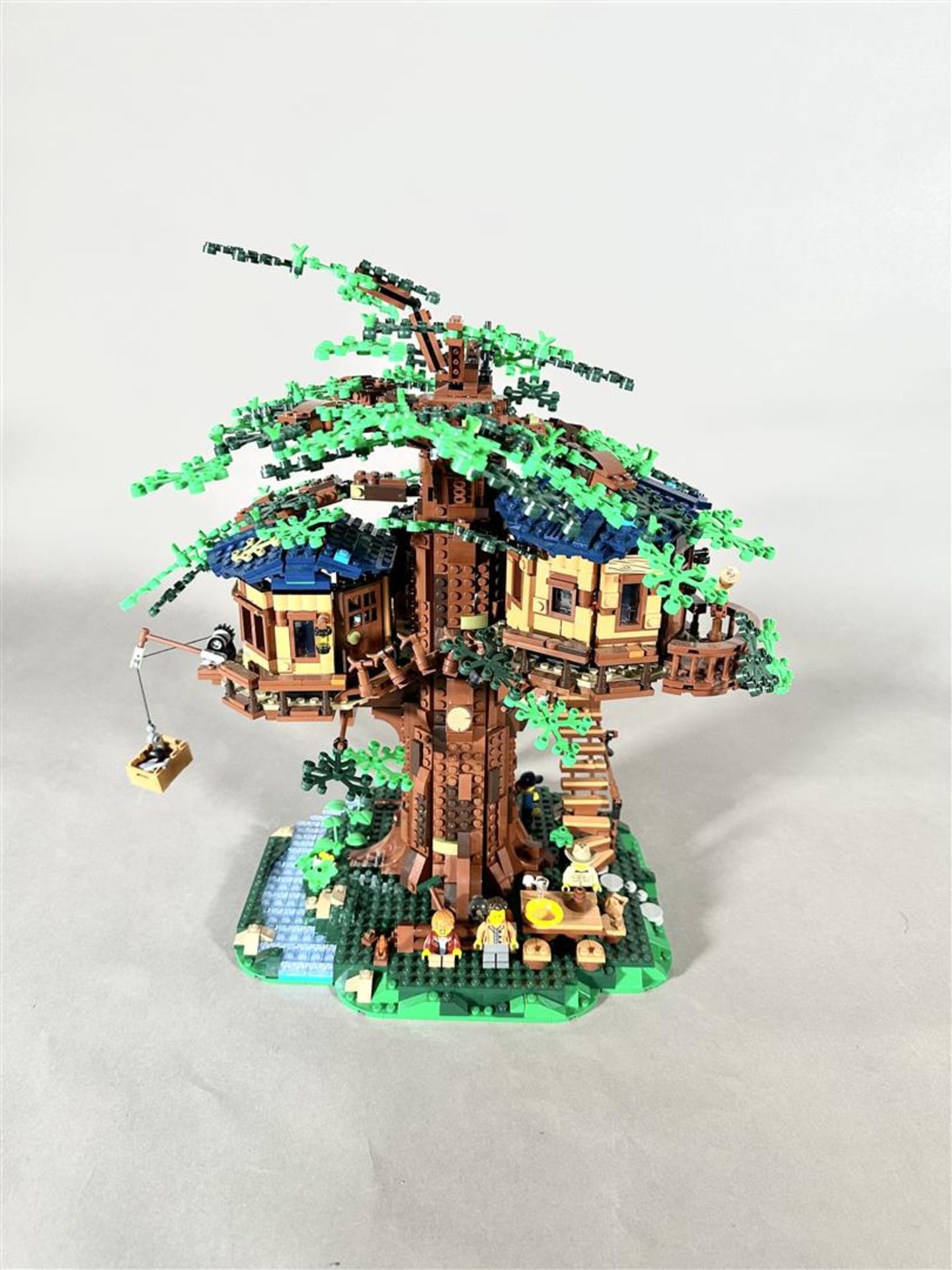 Lego - Ideas - 21318 - Treehouse 21318, 2000 - present. - Bild 4 aus 4