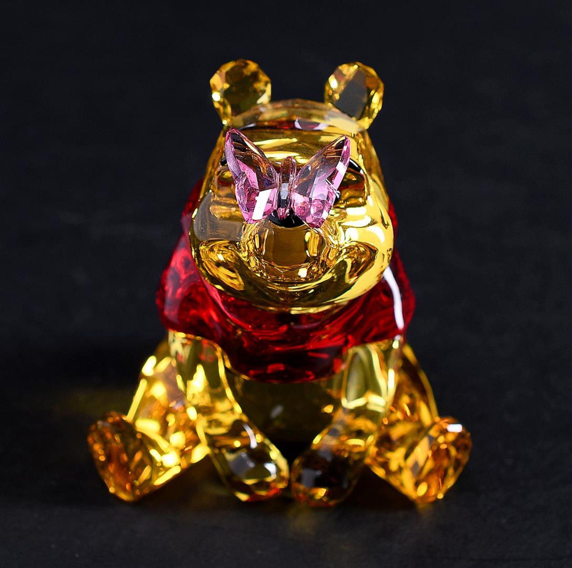 Swarovski Disney, Winnie the Pooh with butterfly, Year of release 2018, 5282928. Includes original b - Image 2 of 7