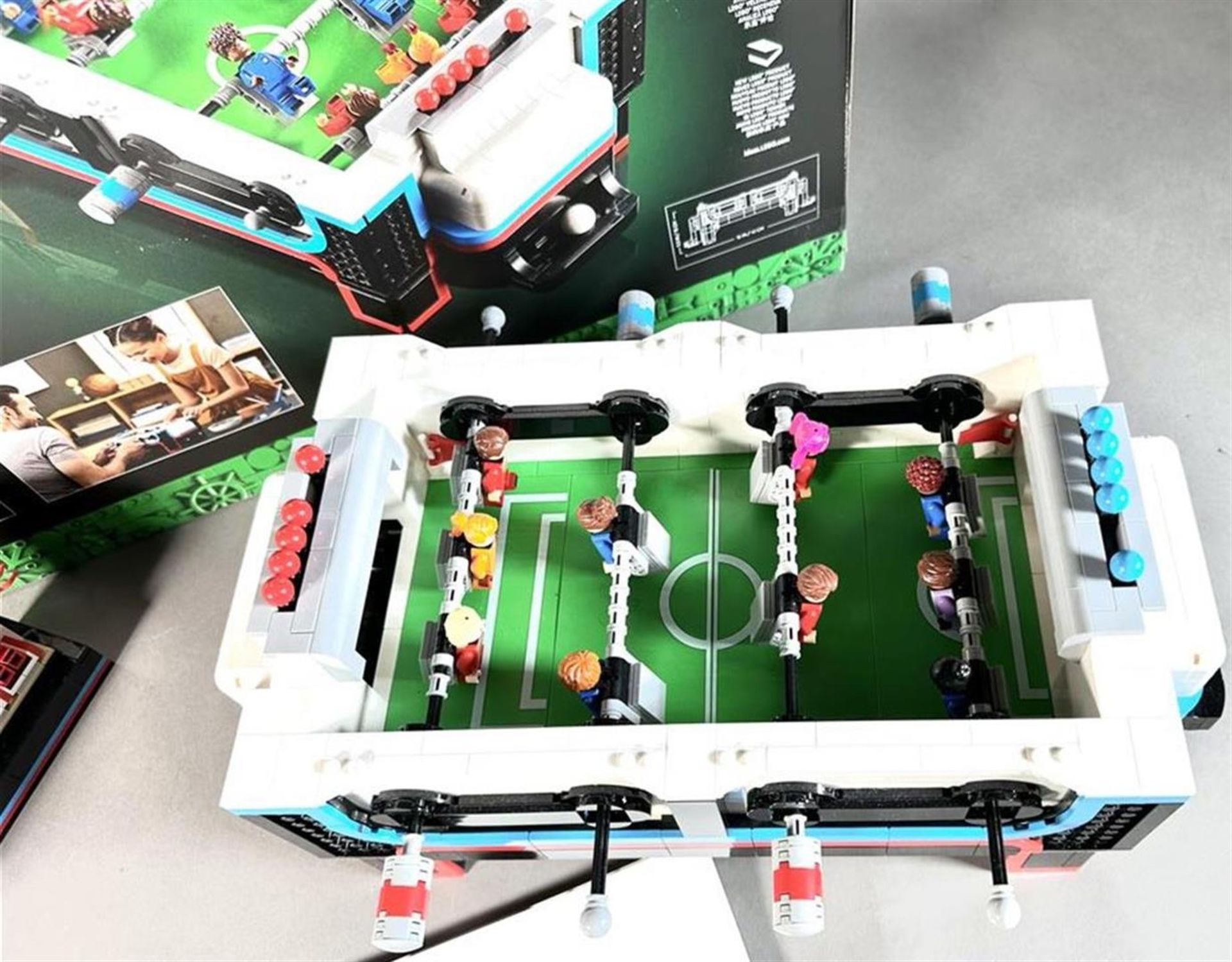 Lego - Ideas - 21337 - Lego Lego Ideas. Table football game - 2010-2020 - Image 2 of 3