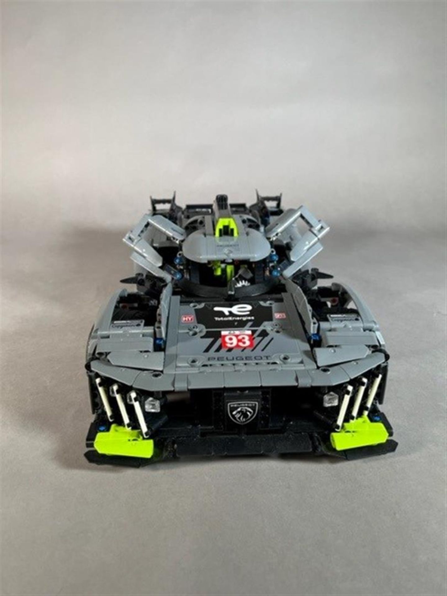 LEGO - Technic - 42156 - Peugeot 9X8 Hypercar 24h Le Mans - Bild 3 aus 6
