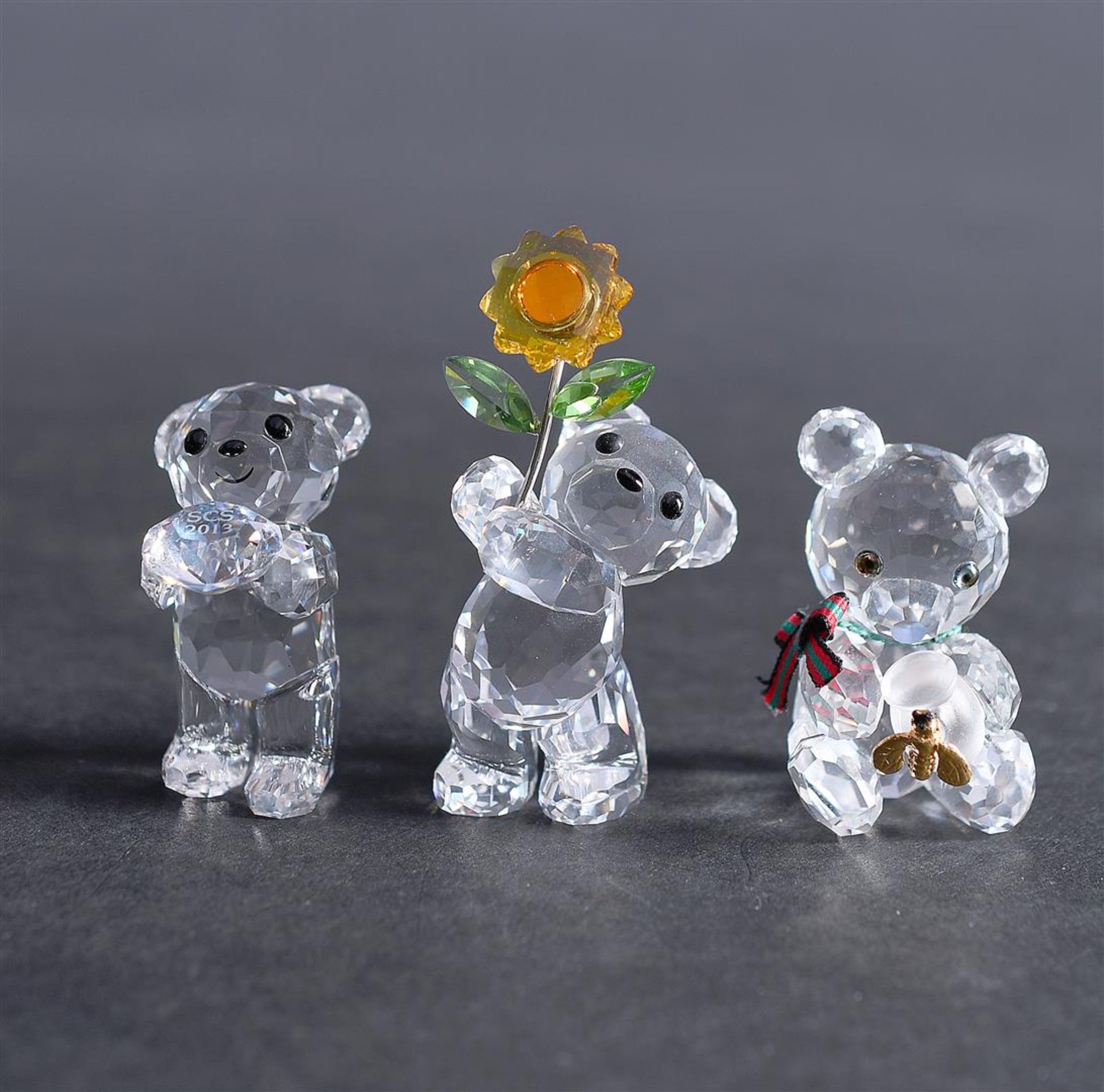 Swarovski, lot of three bears. In original box.