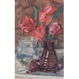 Barbara Elisabeth van Houten (Groningen 1862 - 1950 The Hague), Tulips in a vase, signed (bottom rig