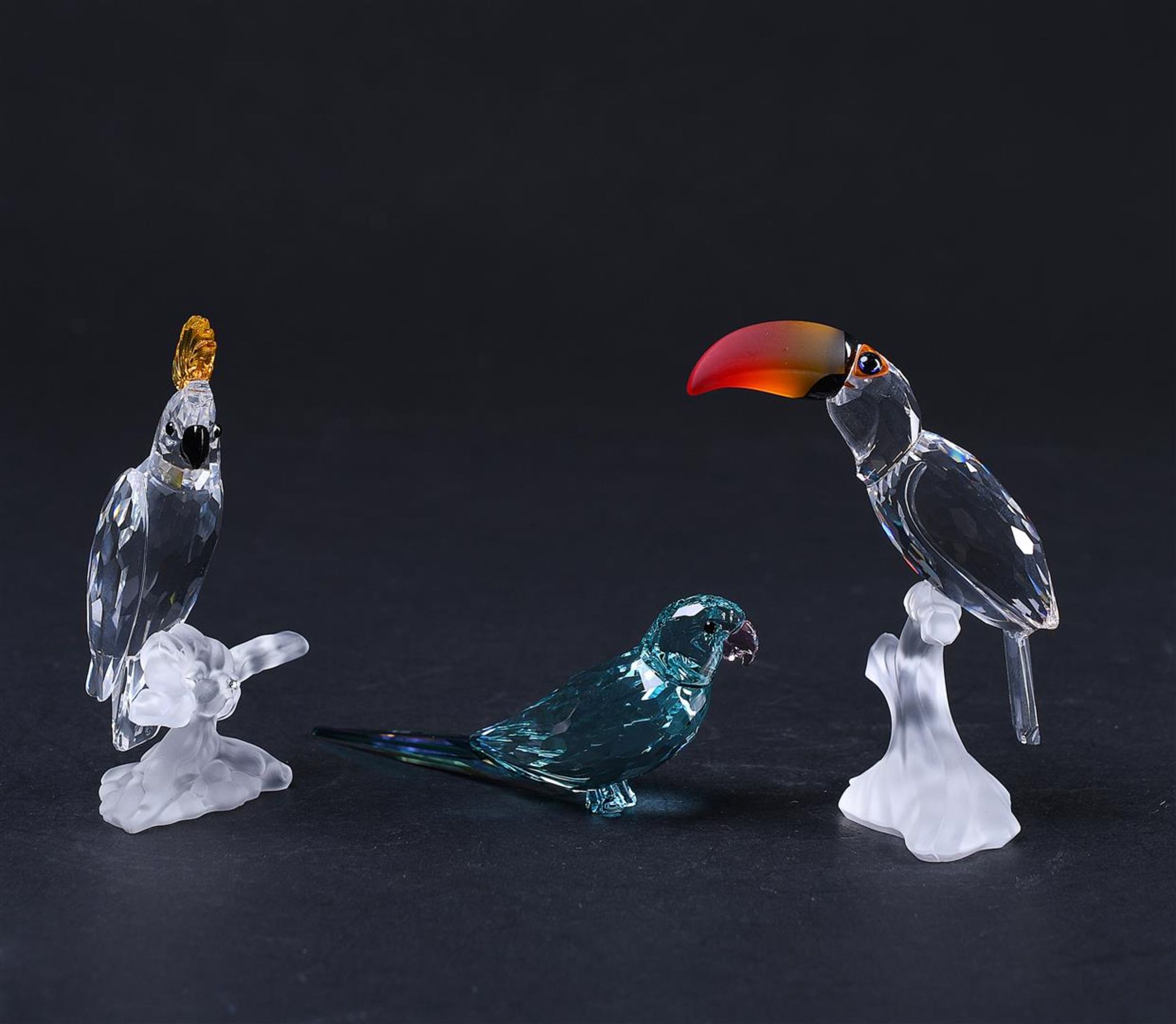 Swarovski, fate of three birds. In box (one not original). - Image 3 of 5