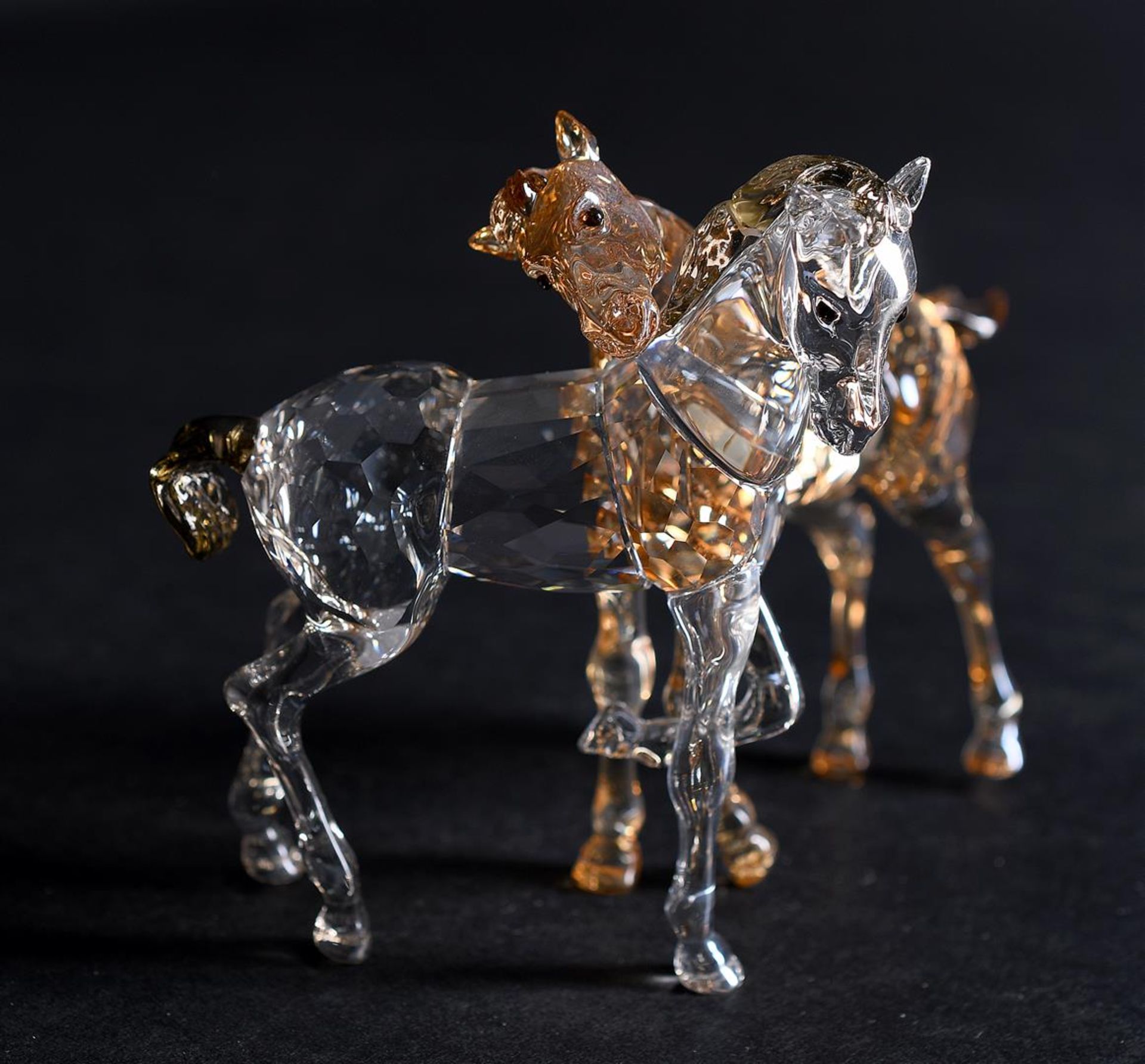 Swarovski, Foals, Year of issue 2012,1121627. Includes original box.
11,9 x 9,2 cm. - Image 3 of 8