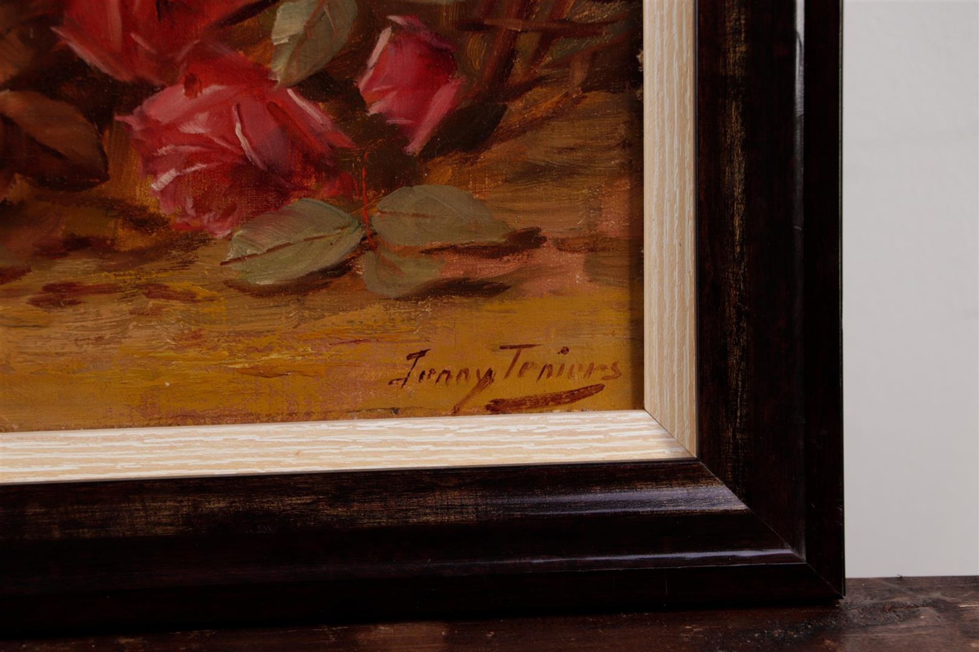 Jenny Teniers (1905 - ?), Still life, signed (bottom right), oil on canvas,
20 x 39 cm. - Bild 3 aus 4