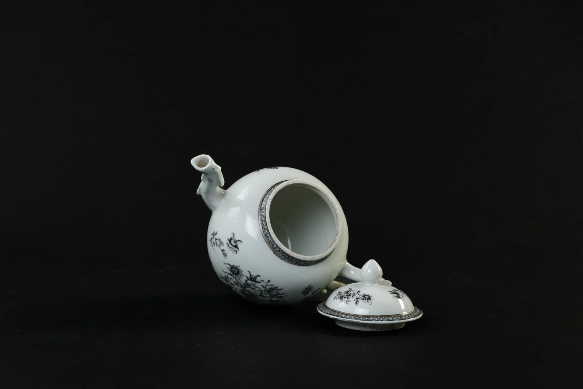 An Encre de Chine tableware set consisting of a teapot, milk jug, tea caddy, patty pan and spoon tra - Image 7 of 24