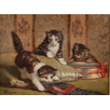 Cornelis Raaphorst (Nieuwkoop 1875 - 1954 Wassenaar), Playing kittens, signed (bottom left), oil on 