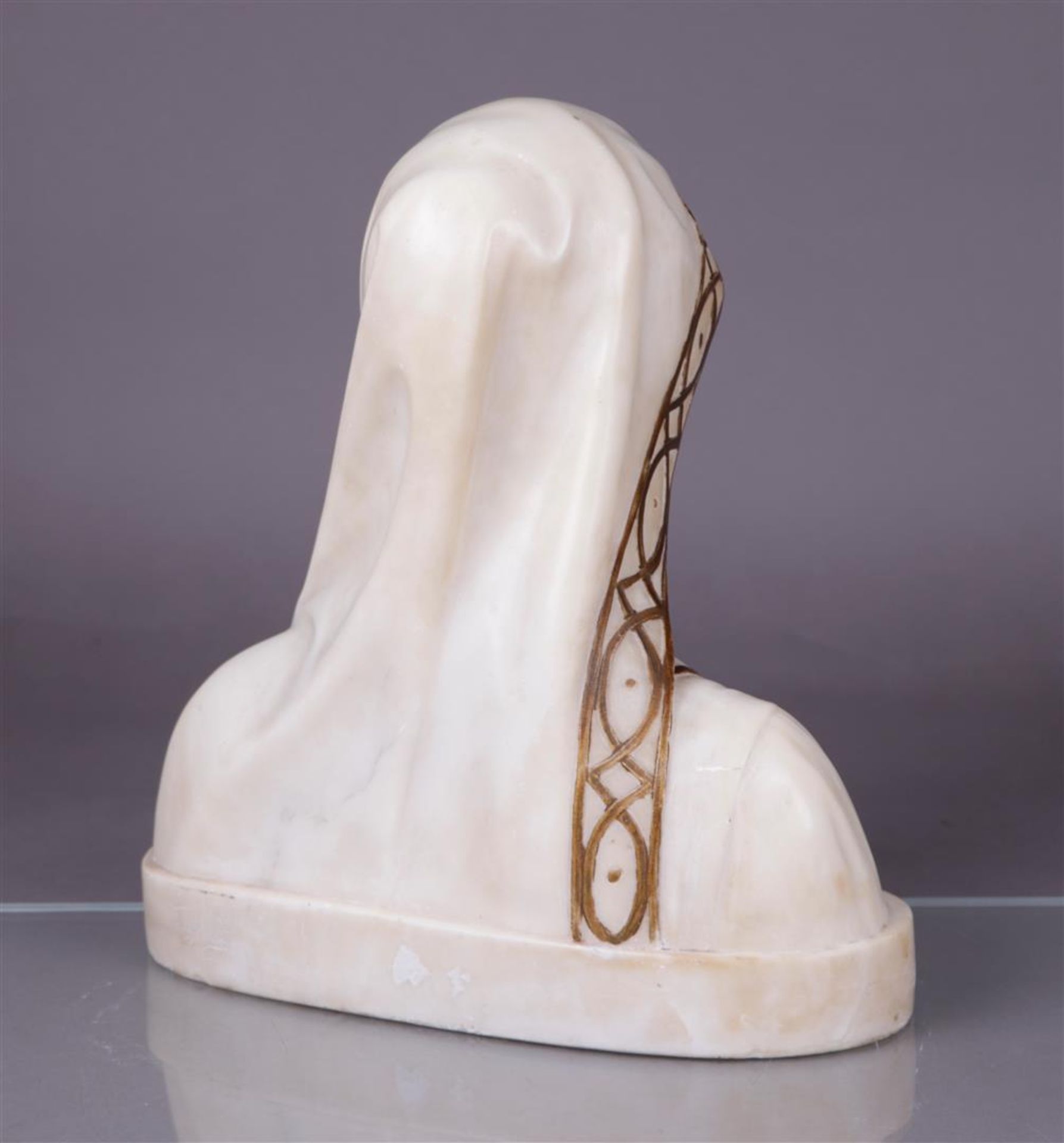 A marble bust of Maria Mater Purissima, signed 'Fagioli' (in the foot). ca. 1900.
H.: 35 cm. - Image 4 of 5