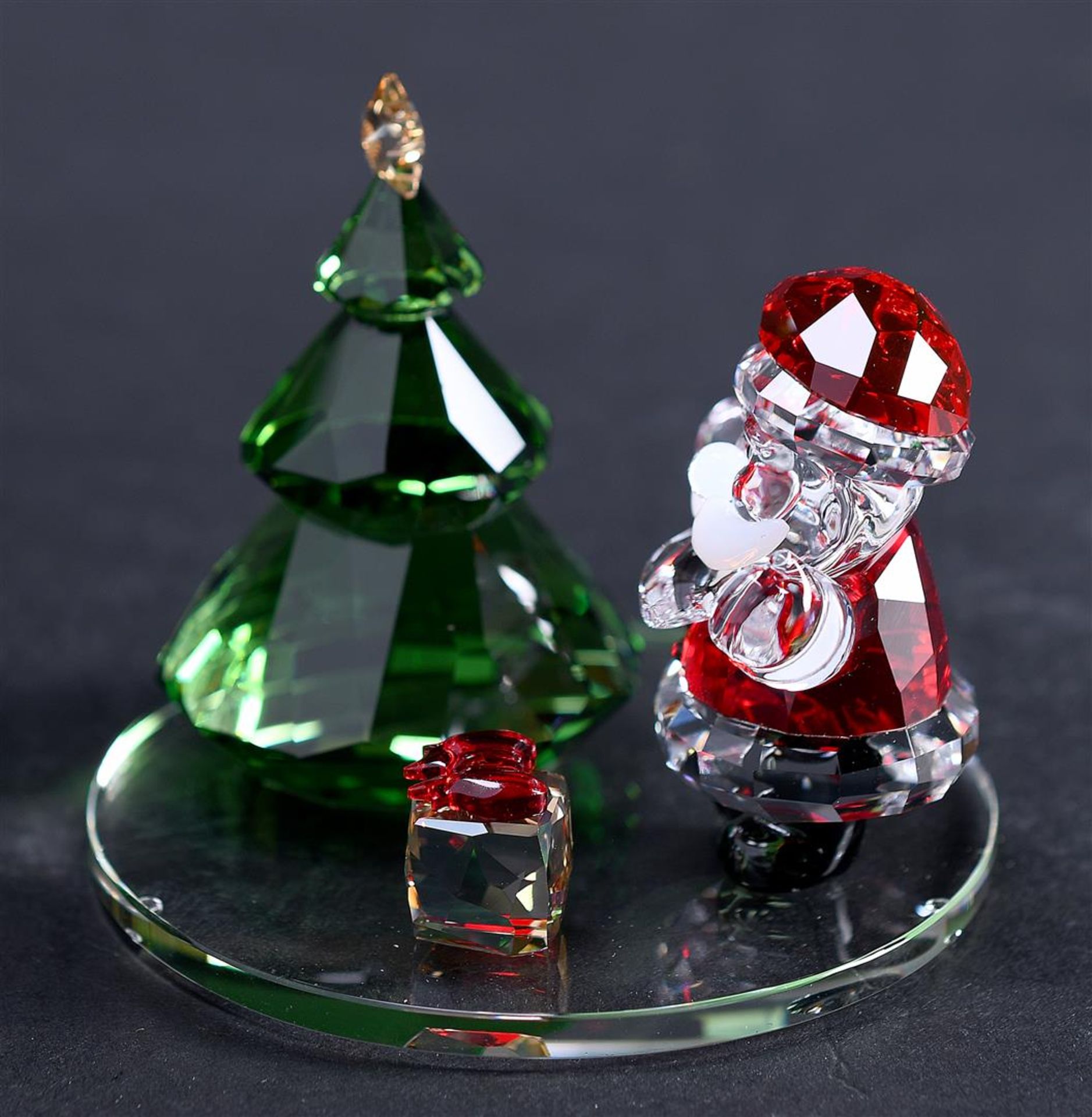 Swarovski, Snow Globe - Christmas Tree and Santa Bell, 5403170, year of publication 2021. In origina - Image 5 of 7