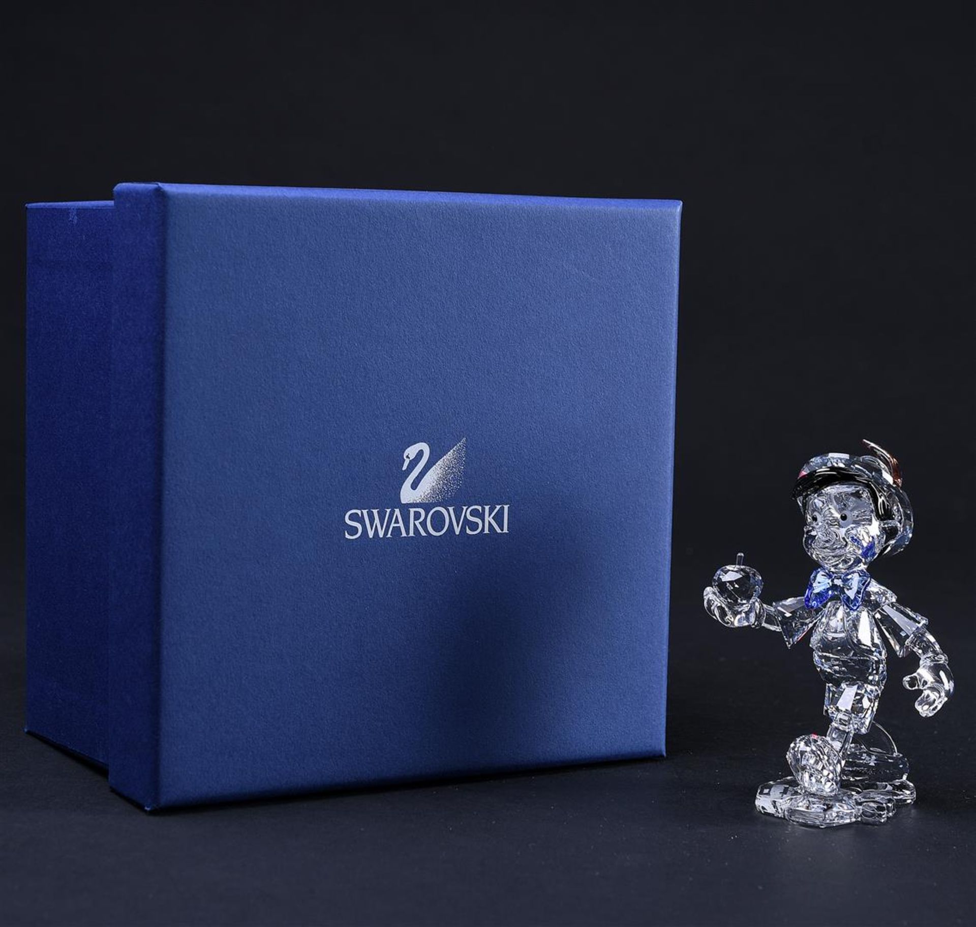 Swarovski Disney, Pinocchio, Limited edition 2010, 1016766. Includes box.
H. 11,5 cm. - Bild 6 aus 6