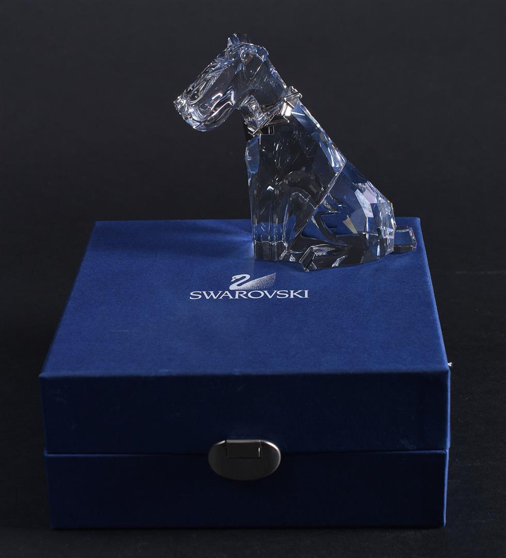 Swarovski, the dog, Year of issue 2002,289202. Includes original box.
H. 11,5 cm. - Image 5 of 5