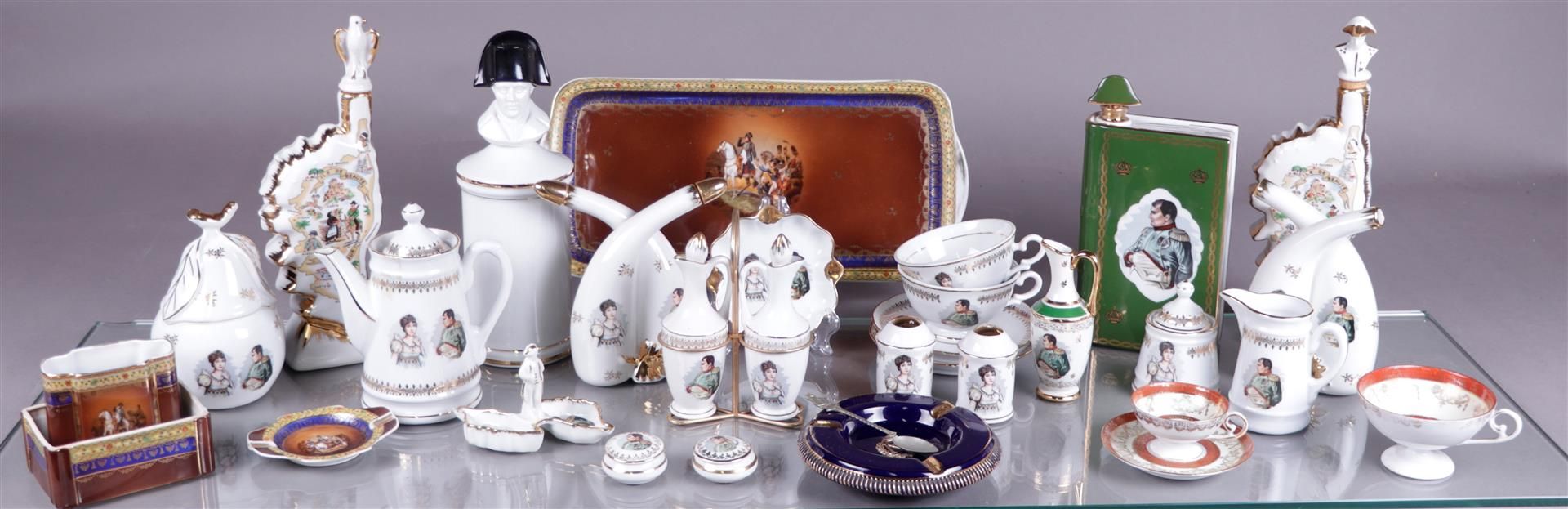 A large lot of porcelain depicting Napoleon Bonaparte.