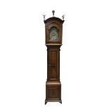 A grandfather clock with atlas and fama images. Simple timepiece.
H.: 278 cm.