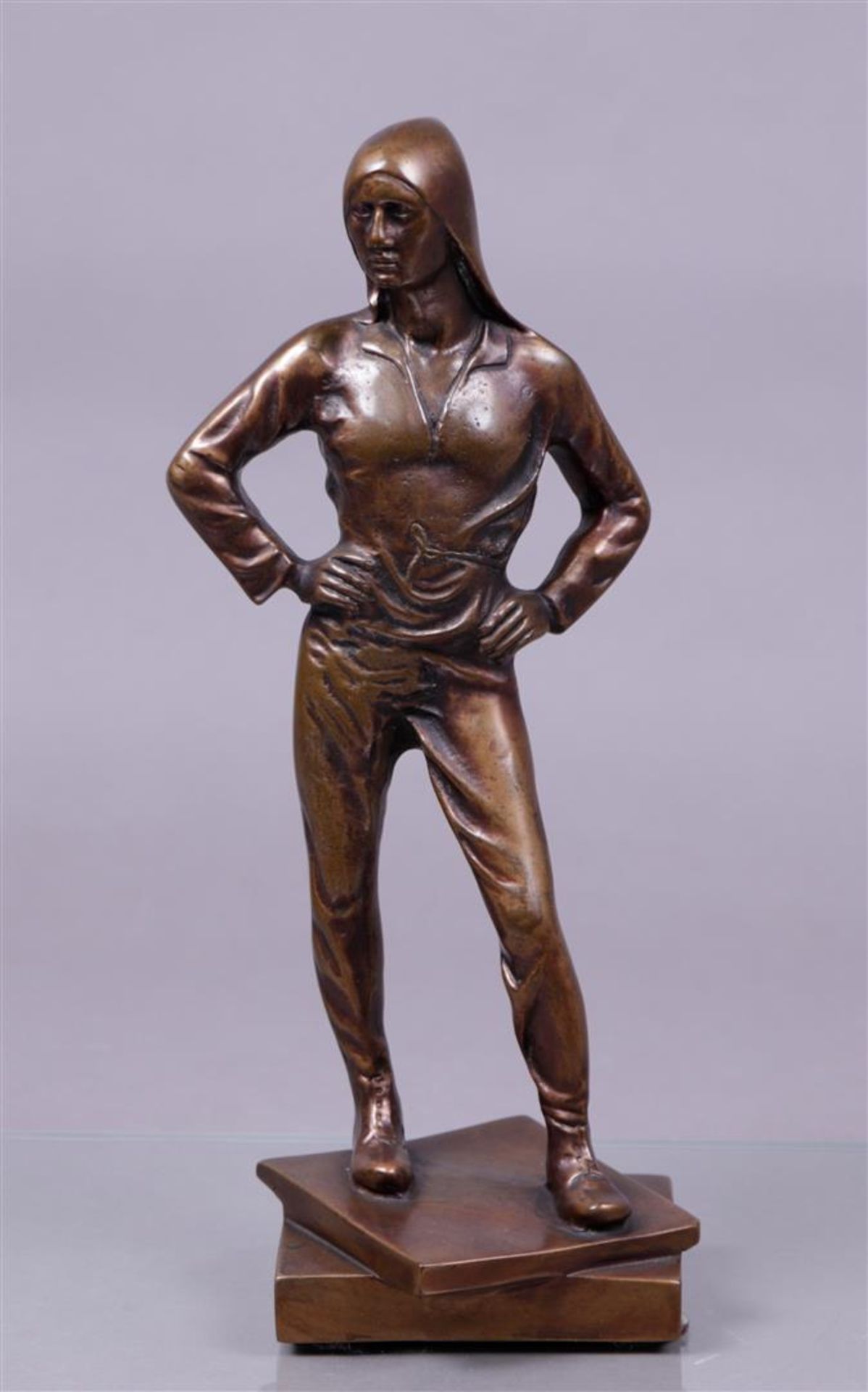 After Constatin Meunier (1831-1905), Pouch bearer. In bronze.
H.: 33 cm.