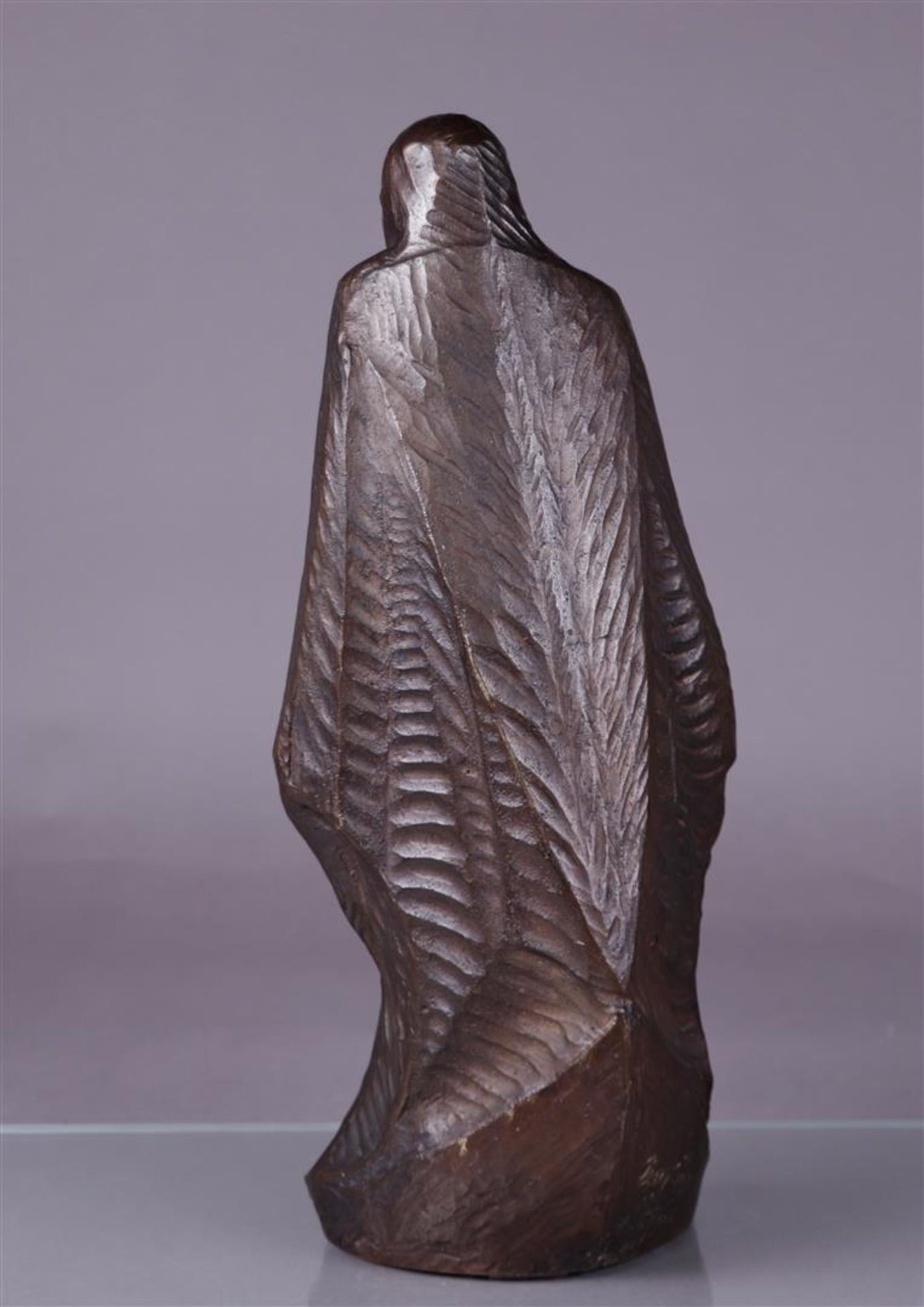 Antoon van Parijs (Deinze 1884 - 1968), Standing figure, signed (in the base, bronze.
H.: 44,5 cm. - Bild 2 aus 6