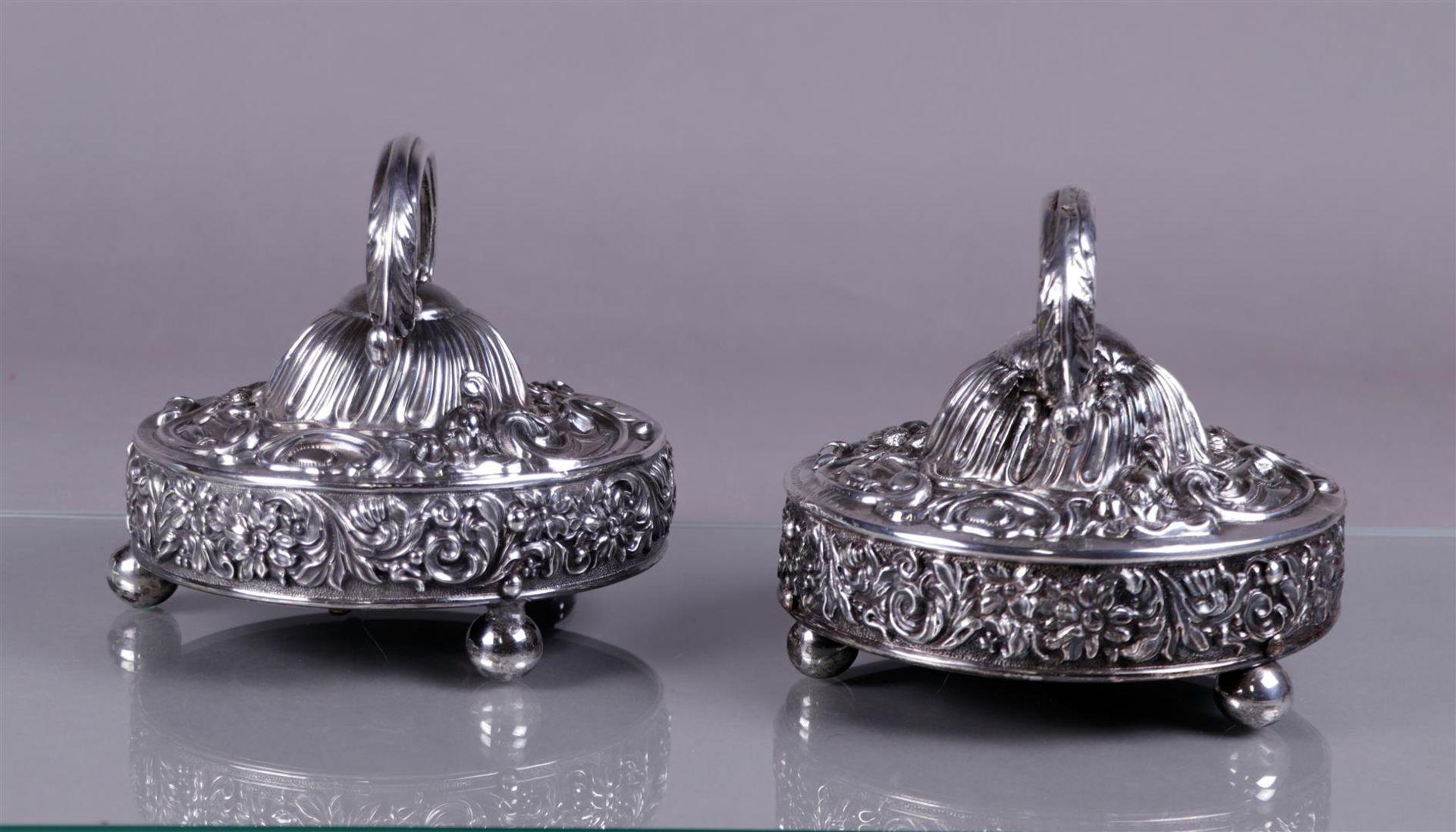 Two silver consecration bells, 'Gift from Maria de Bie WED Joannes vermunt'. Late 19th century. 766  - Image 2 of 6